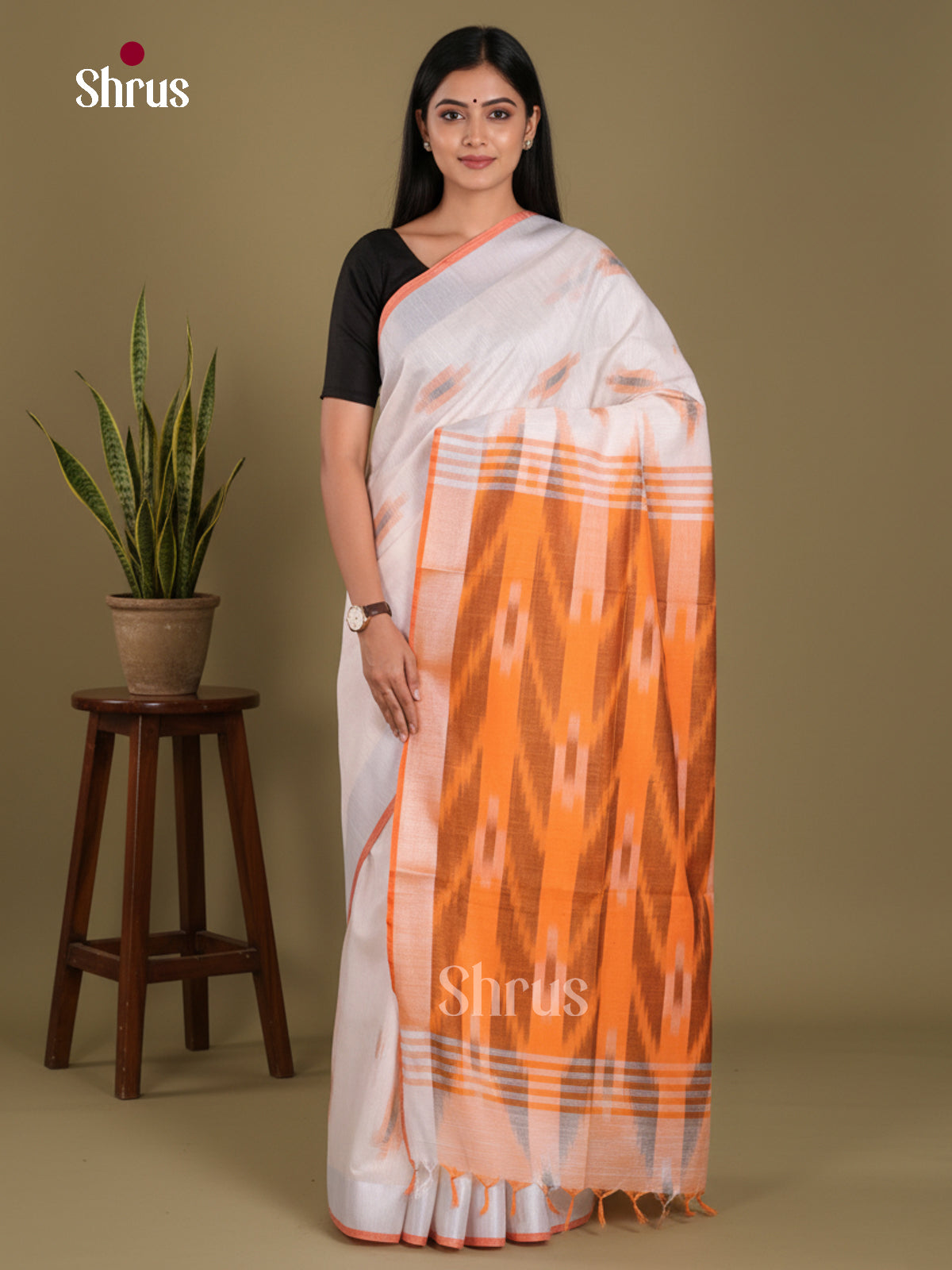 DKS17094 - Semi Ikkat Saree