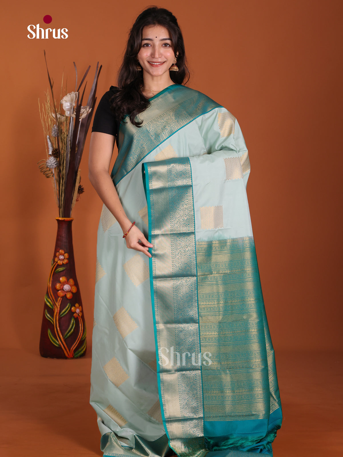 DKS17247 - Semi Kanchipuram Saree