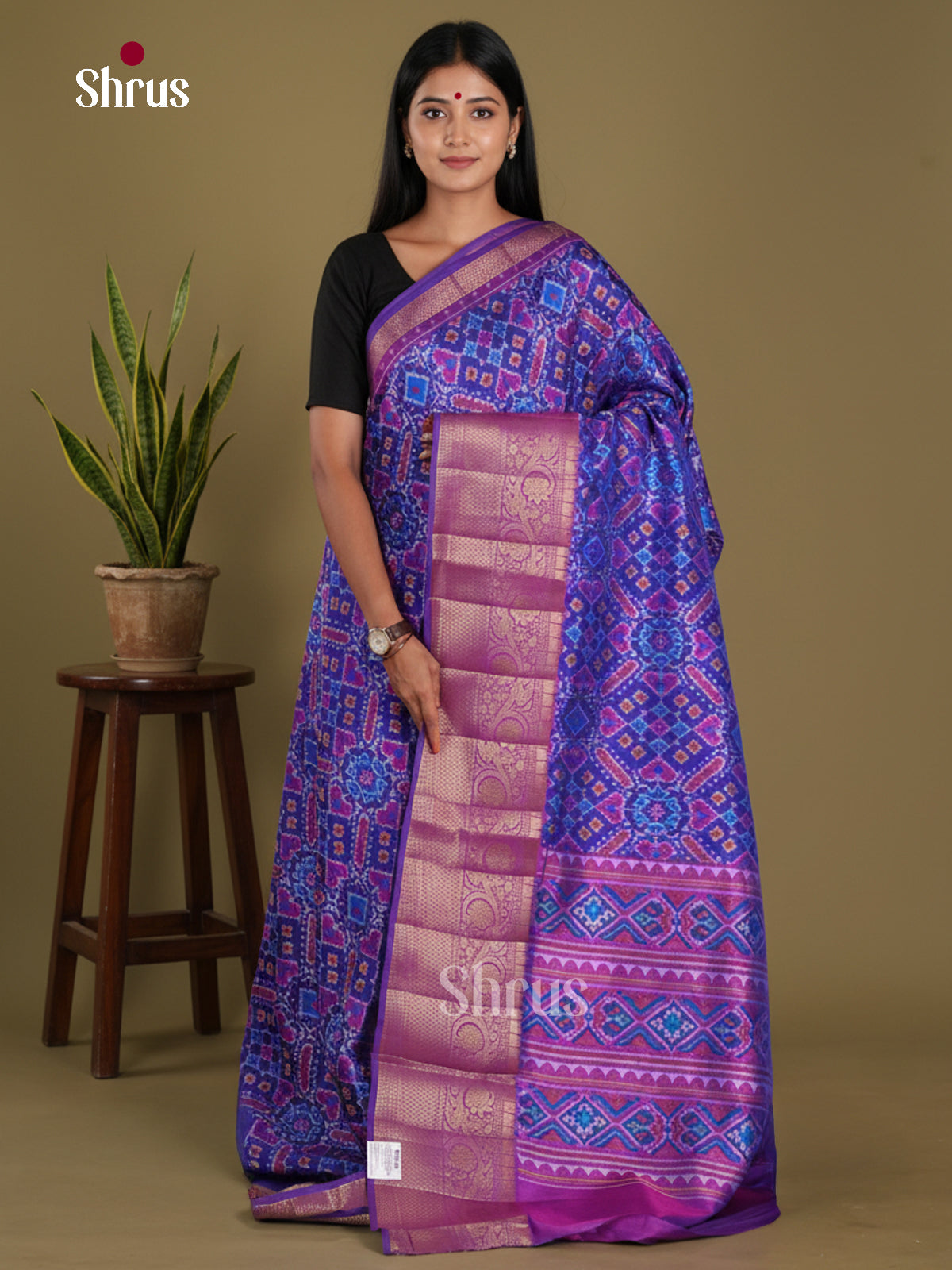 DKS21007 - Semi Patola Saree