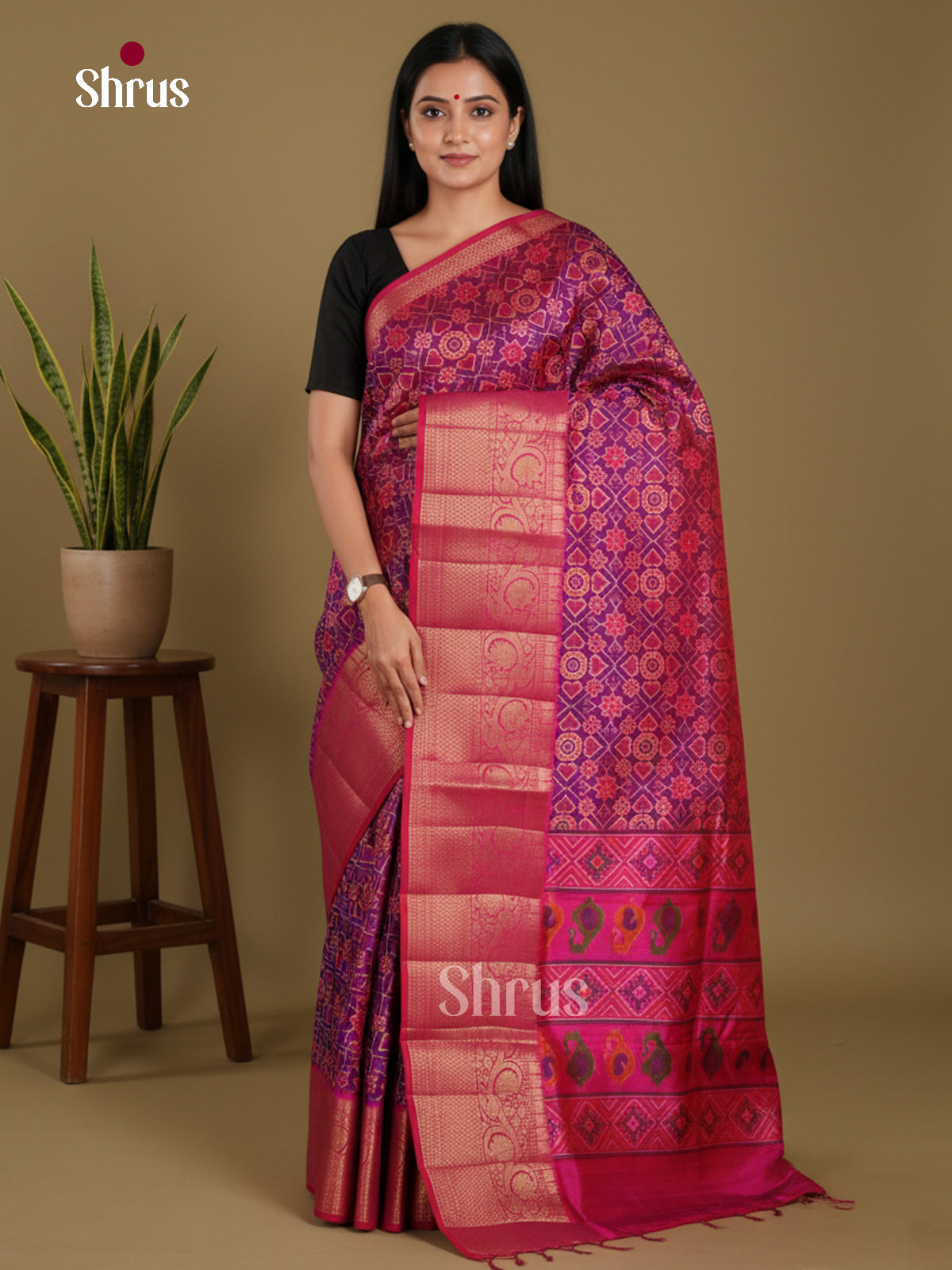 DKS21026 - Semi Patola Saree