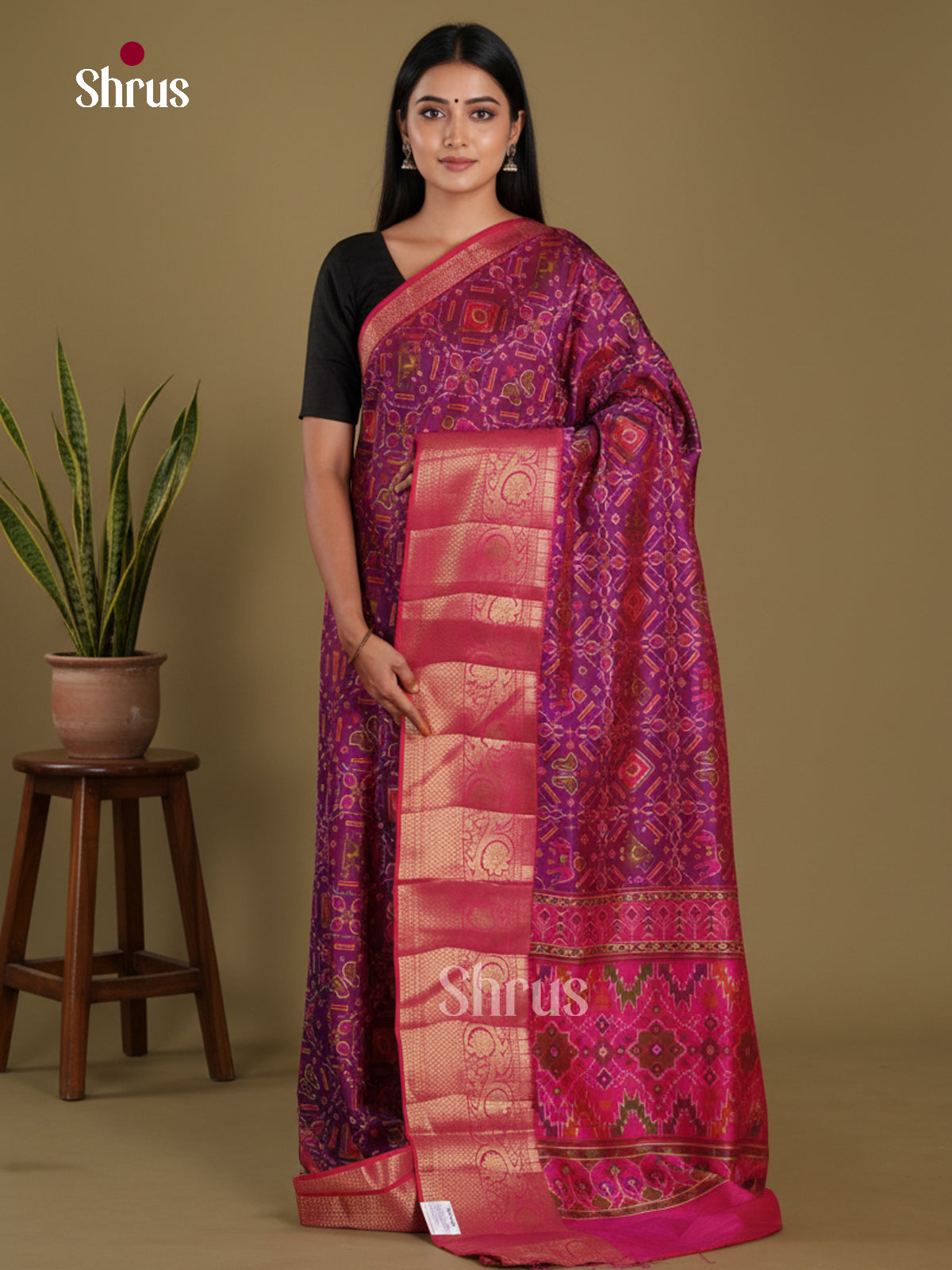 DKS21046 - Semi Patola Saree