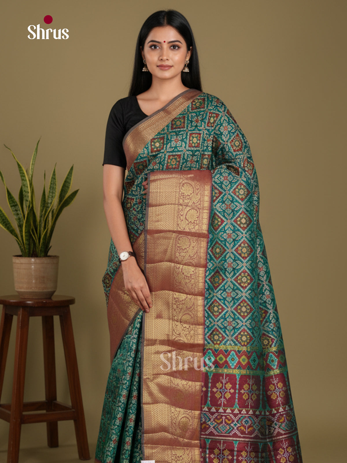 DKS21061 - Semi Patola Saree