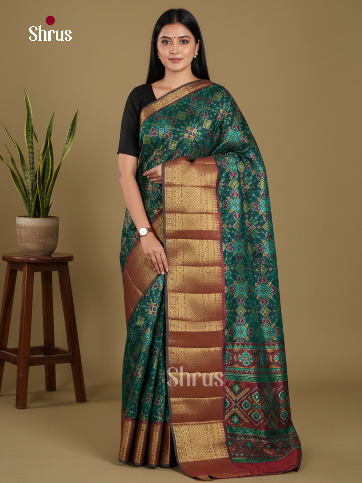 DKS21083 - Semi Patola Saree