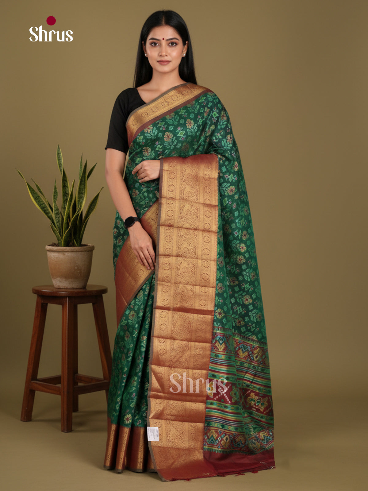 DKS21088 - Semi Patola Saree