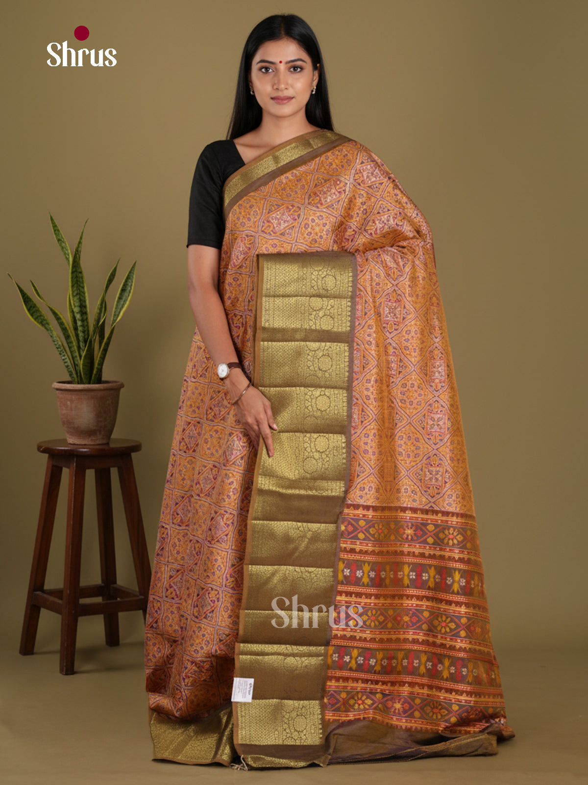 DKS21095 - Semi Patola Saree