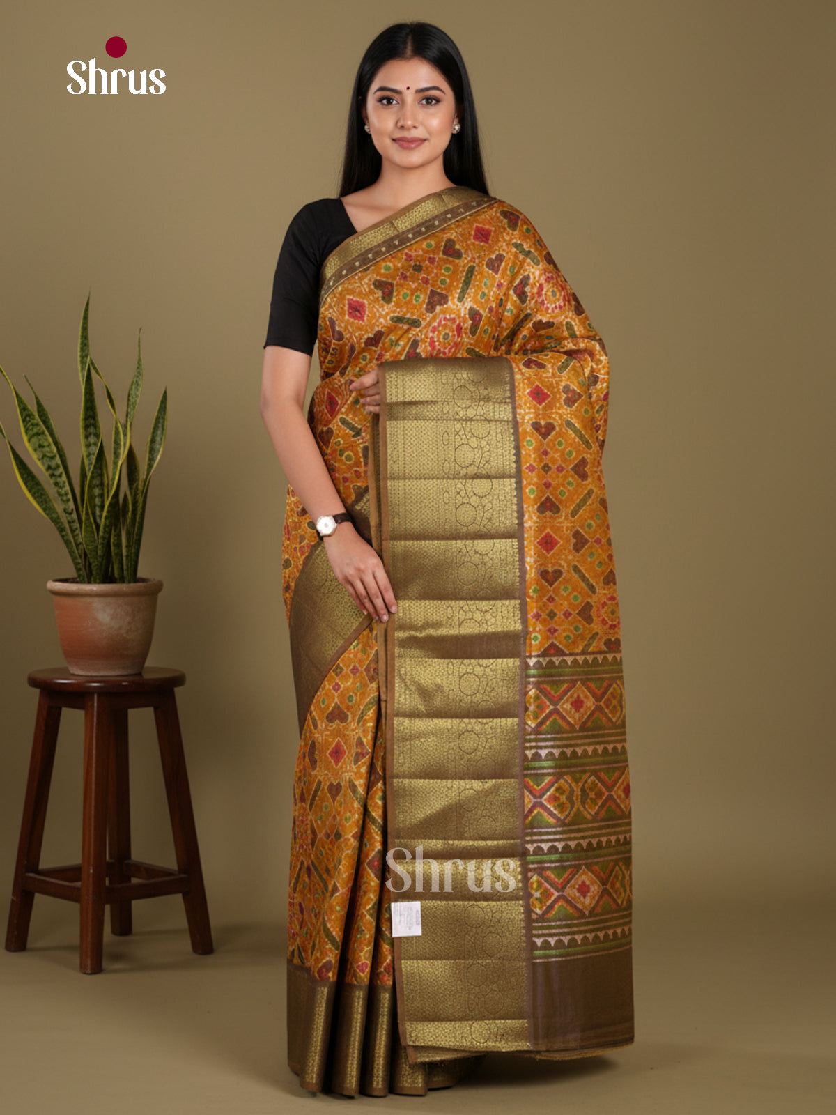 DKS21097 - Semi Patola Saree