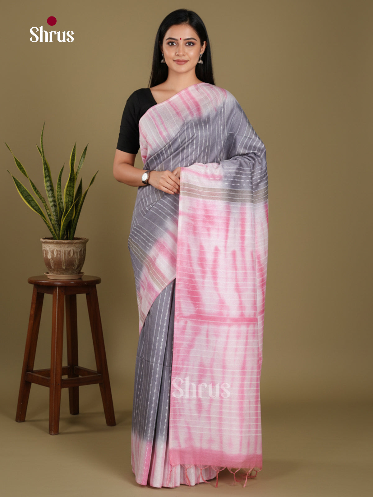Grey & Pink - Shibori Saree