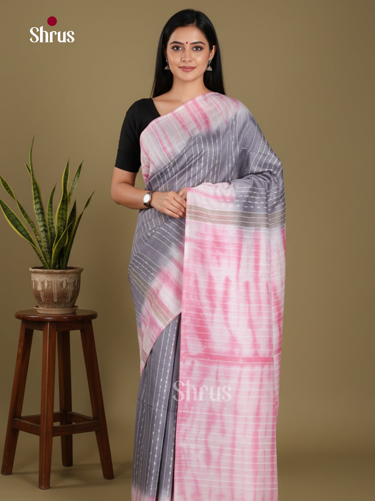 Grey & Pink - Shibori Saree