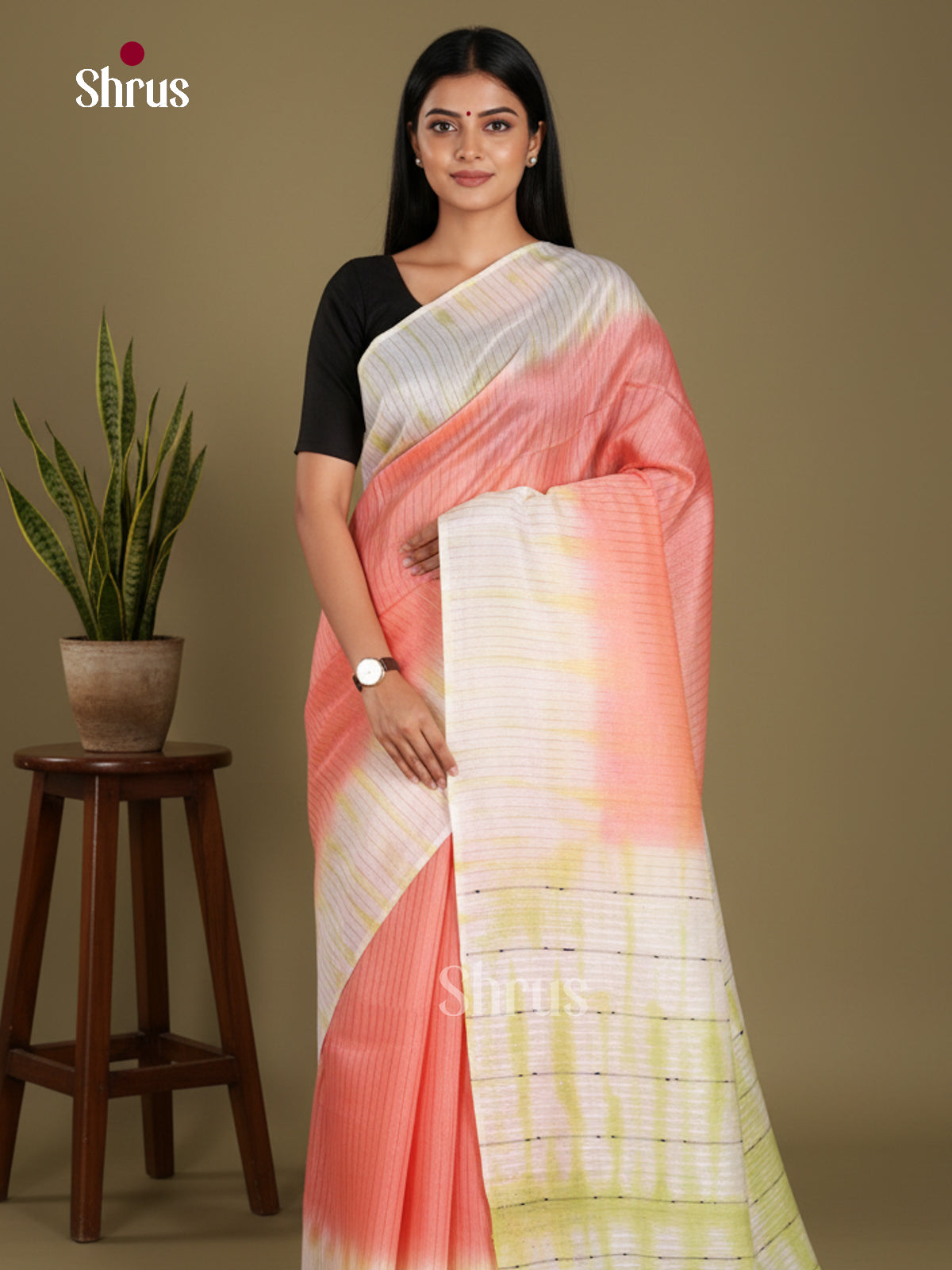 Peach & Cream - Shibori Saree