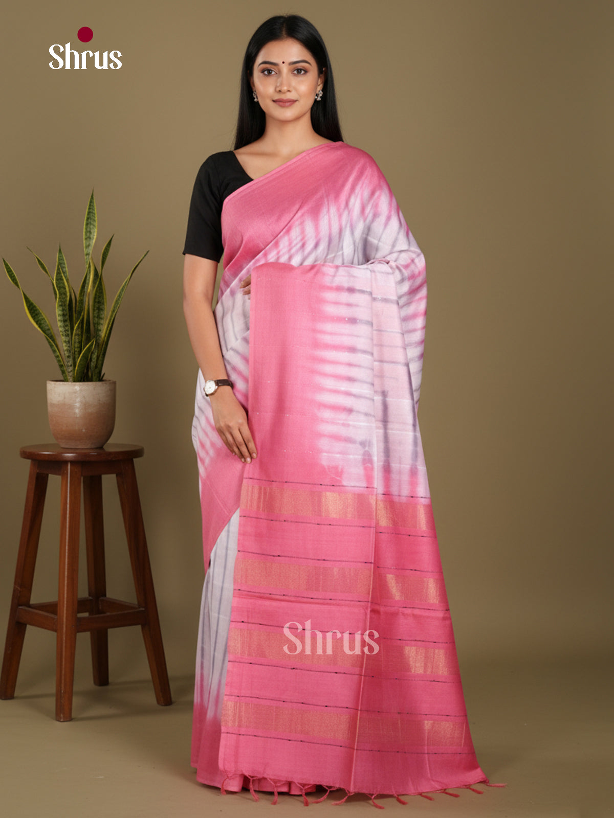 Cream & Pink - Shibori Saree