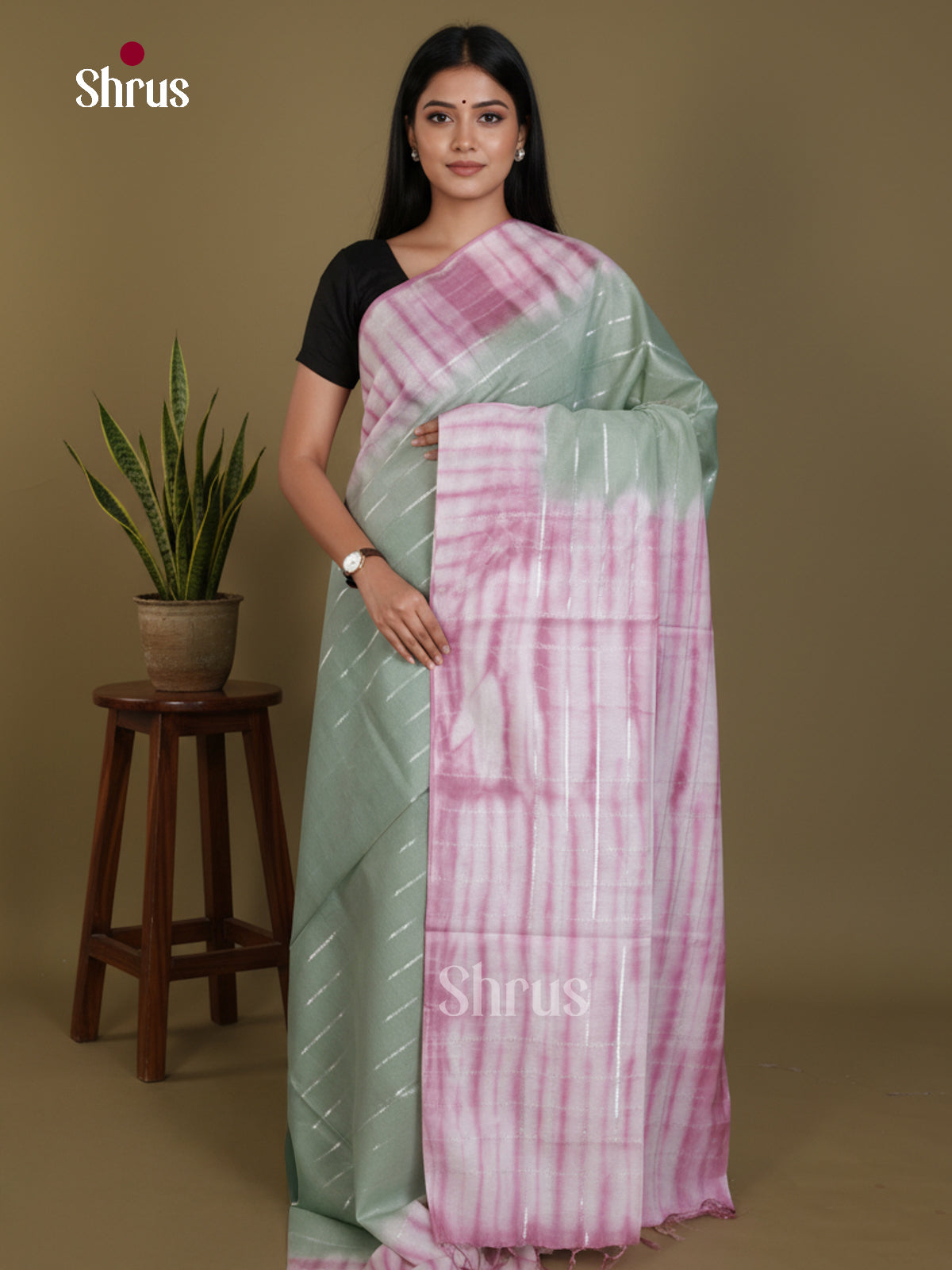 DKS22347 - Shibori Saree - Shop on Shrus.com