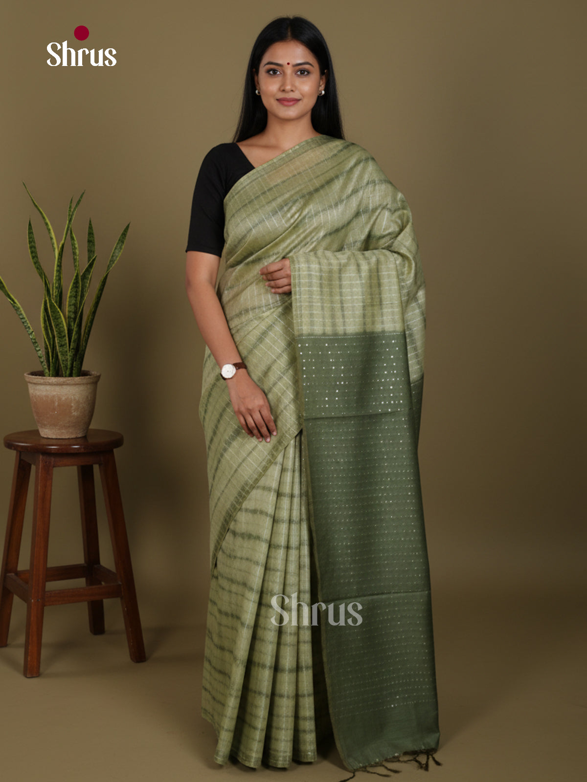 DKS22350 - Shibori Saree - Shop on Shrus.com
