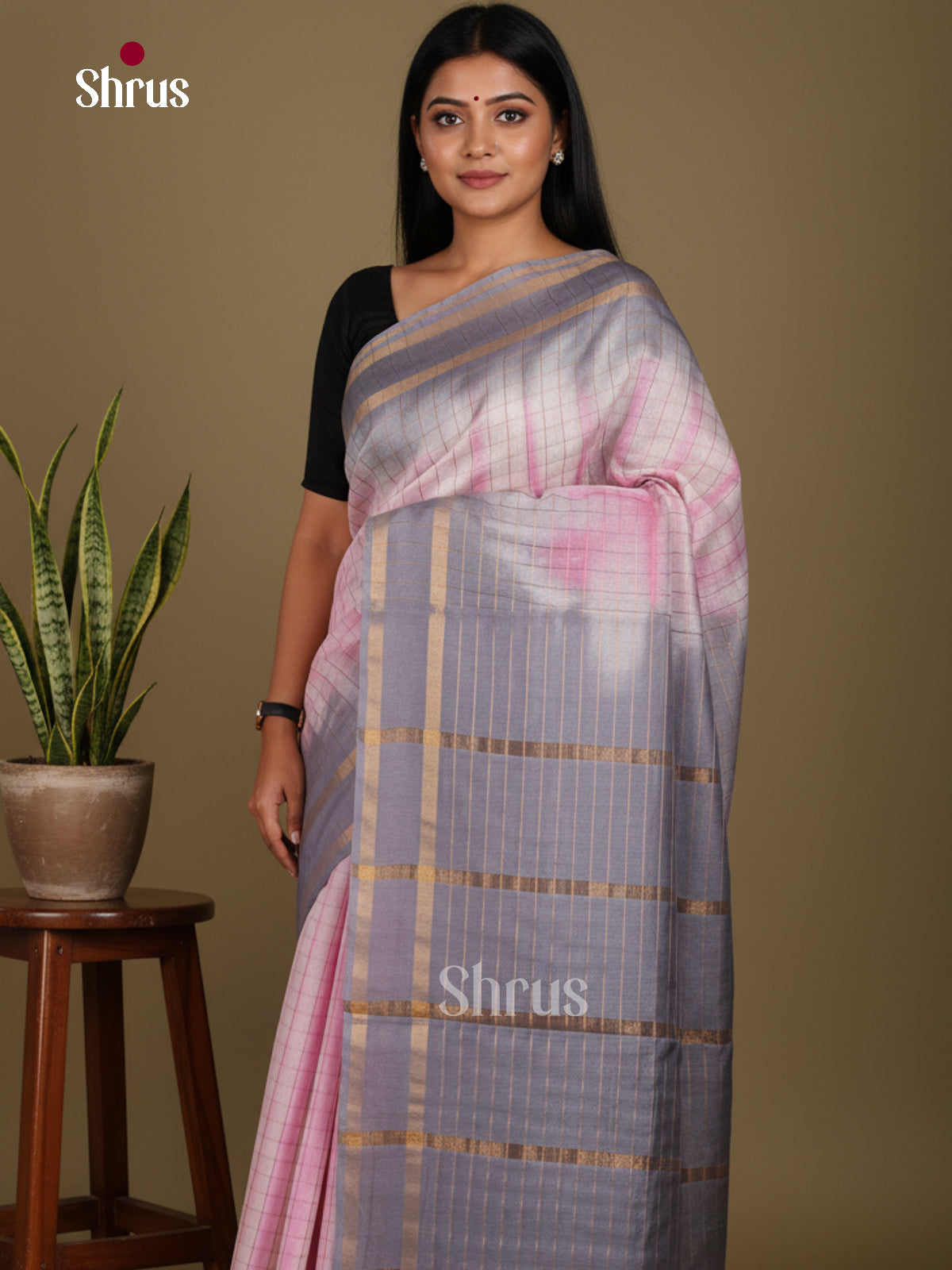 Pink & Grey- Shibori Saree - Shop on Shrus.com