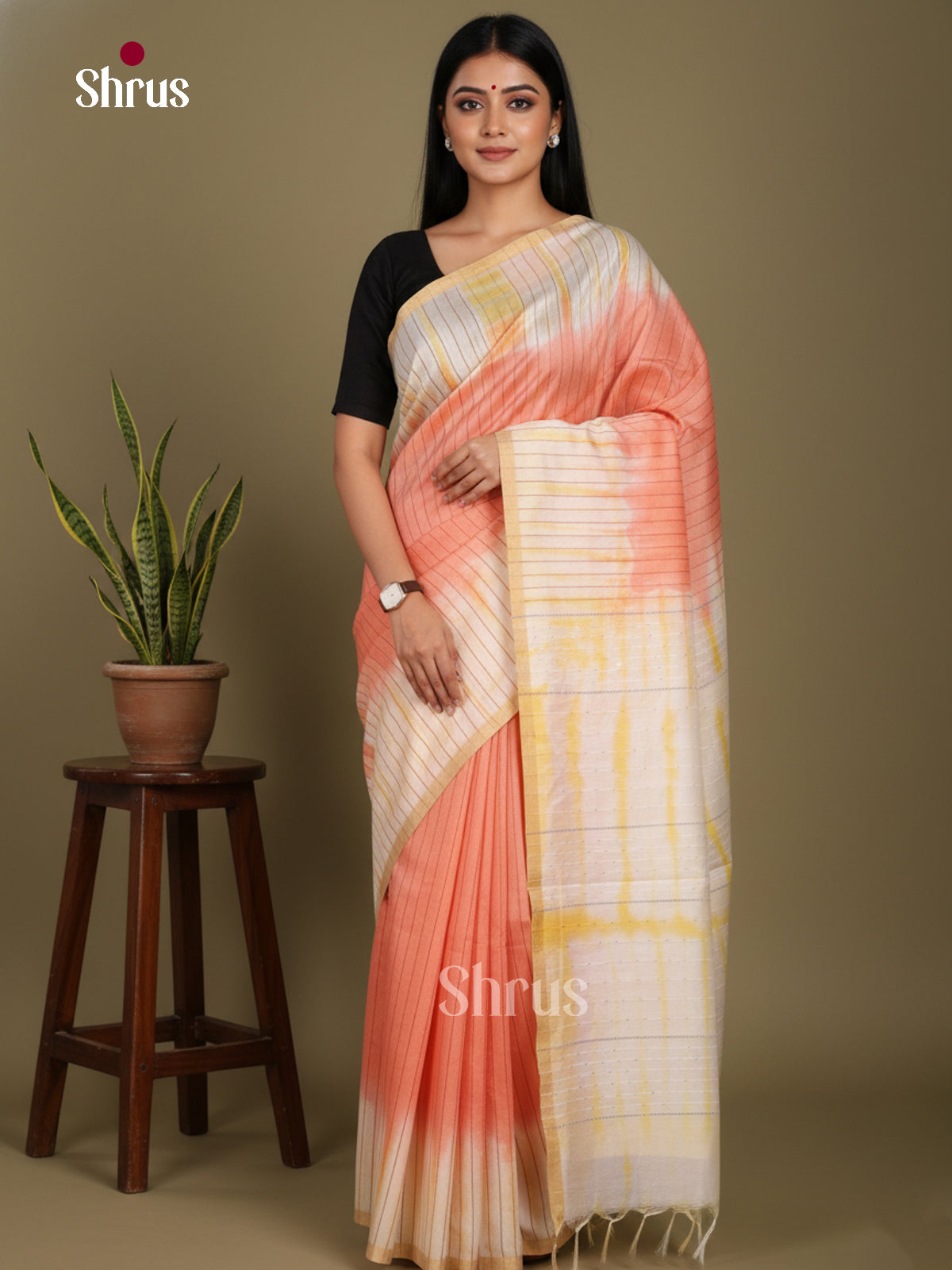 Peach & White  - Shibori Saree