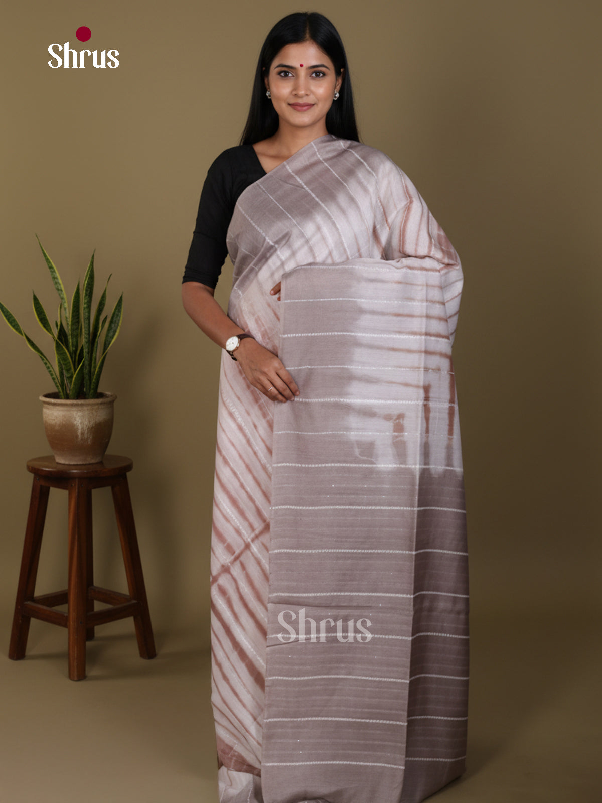 DKS22404 - Shibori Saree - Shop on Shrus.com