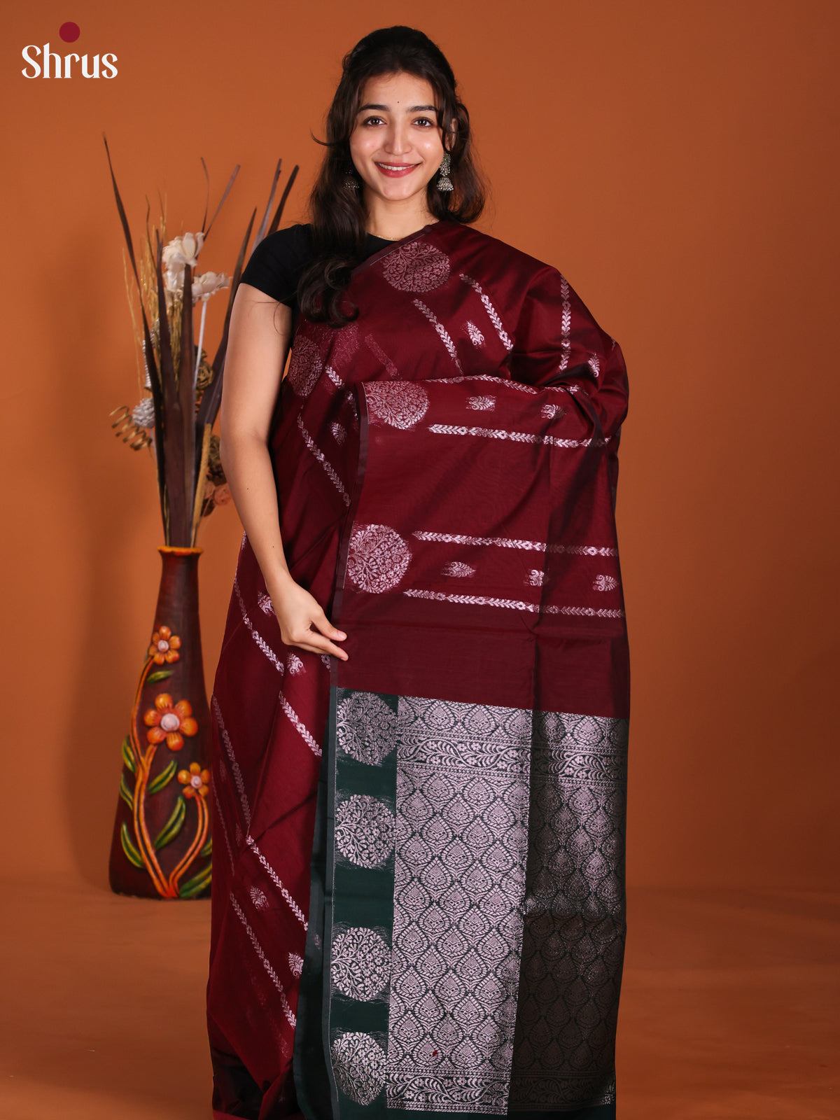 Maroon & Green- Semi Silkcotton Saree -DKS26536 - Shop on Shrus.com