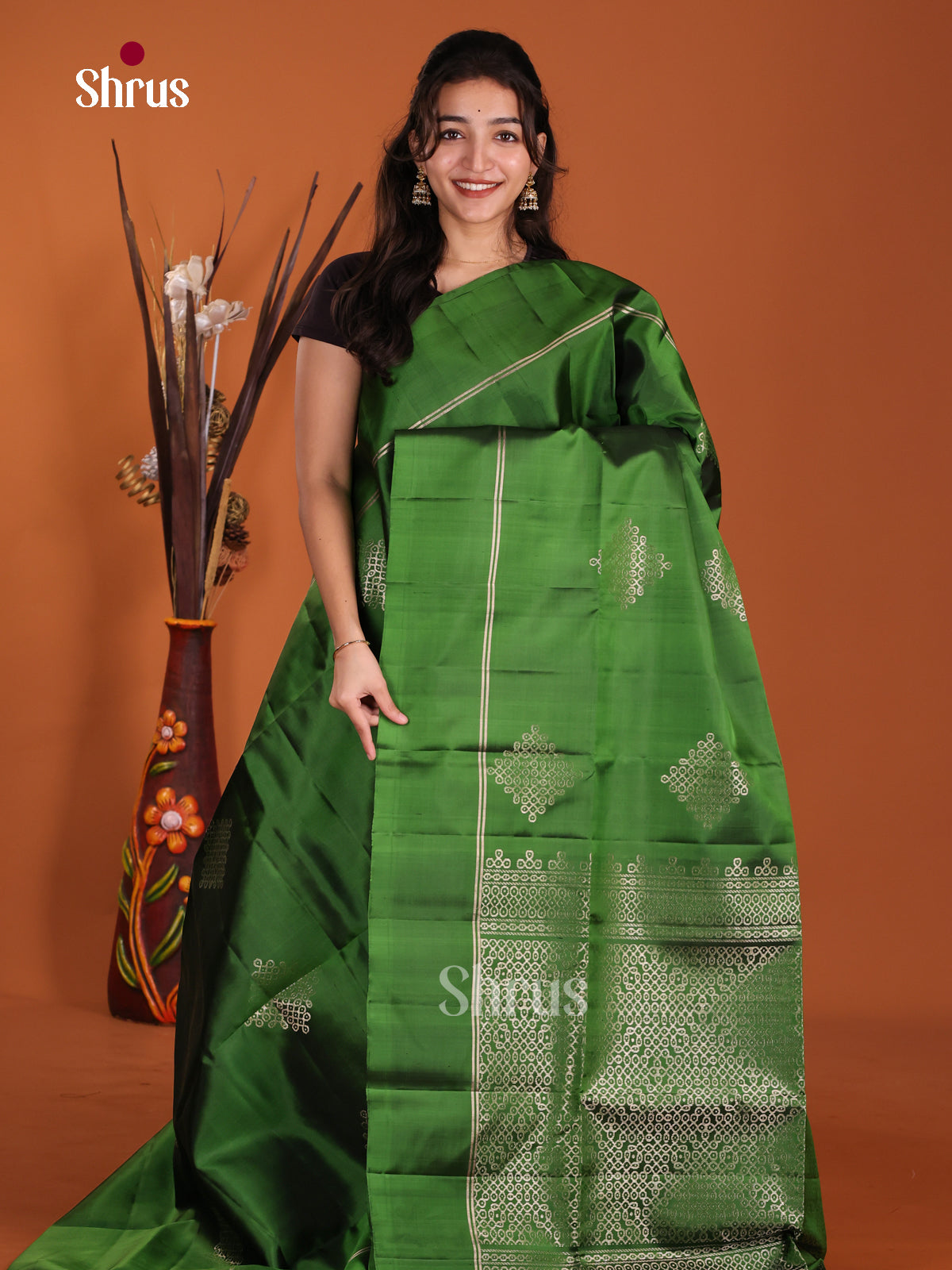 DKS29226 - Soft Silk (HR) Saree - Shop on Shrus.com