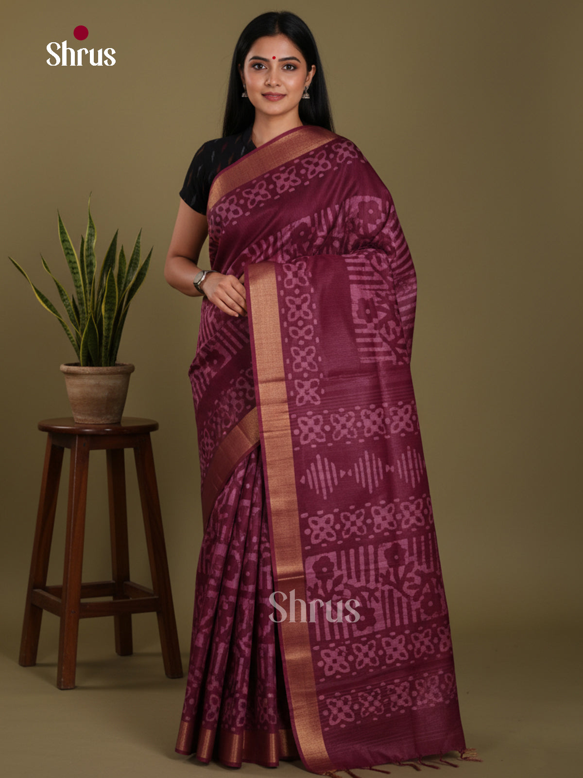 Maroon & Pink  - Bhatik Saree