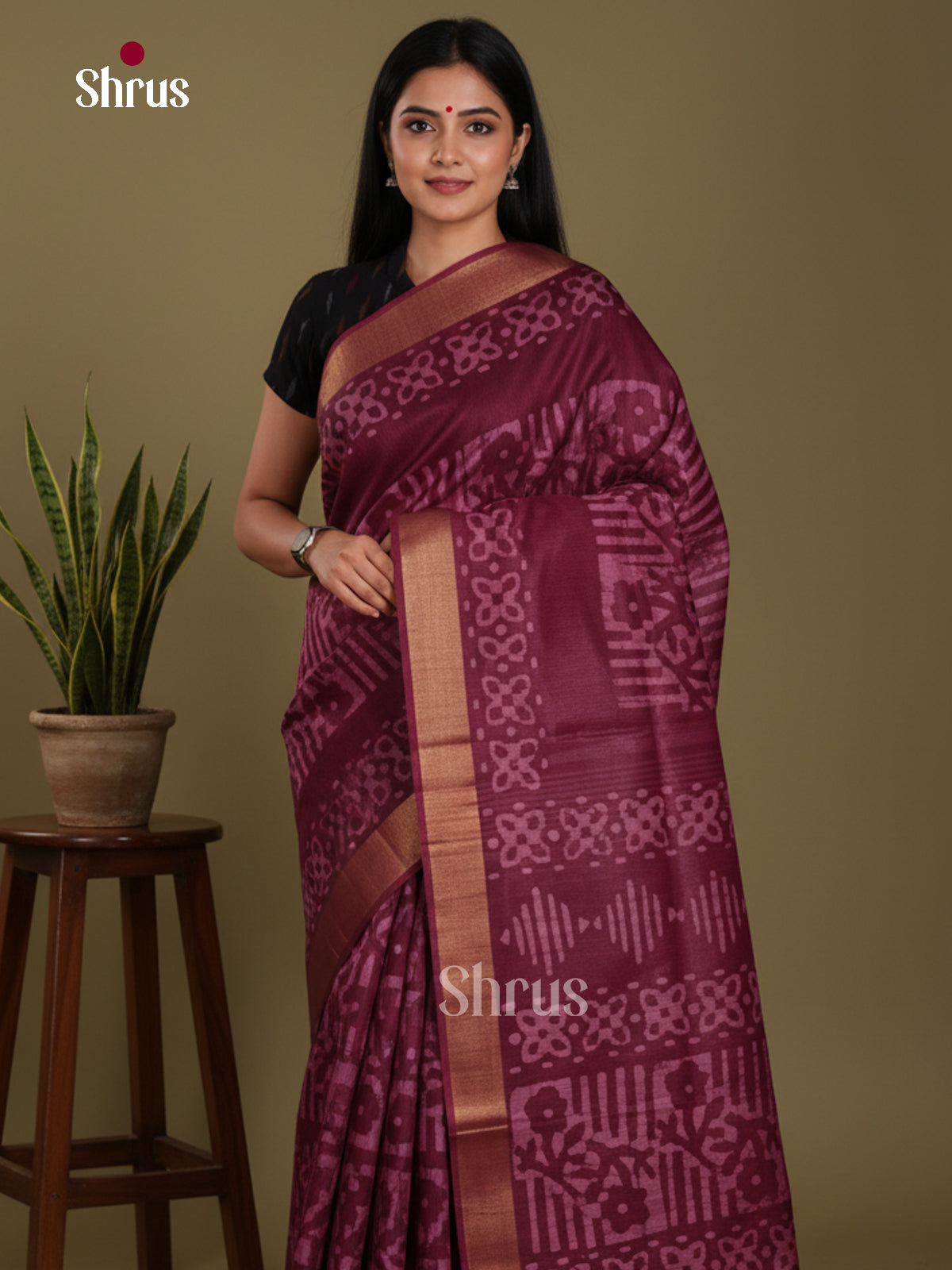 Maroon & Pink  - Bhatik Saree