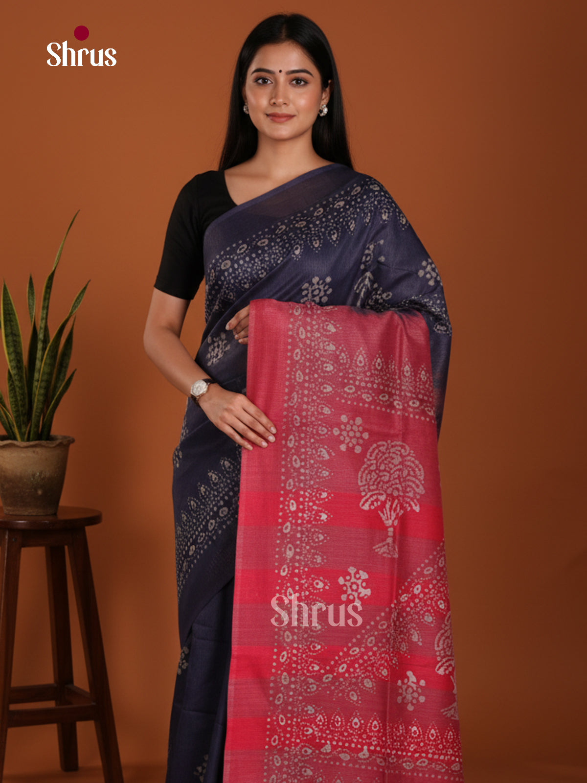 Blue & Red- Bhatik Saree