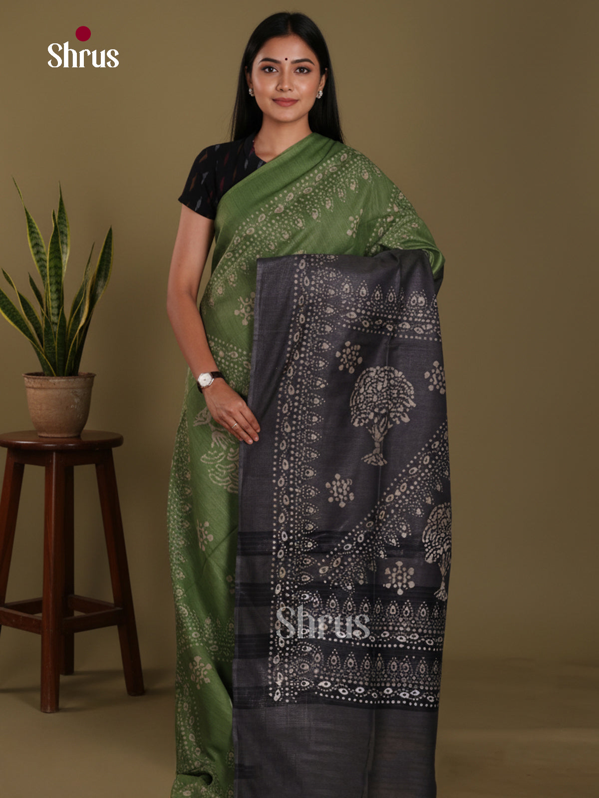Green & Black - Bhatik Saree