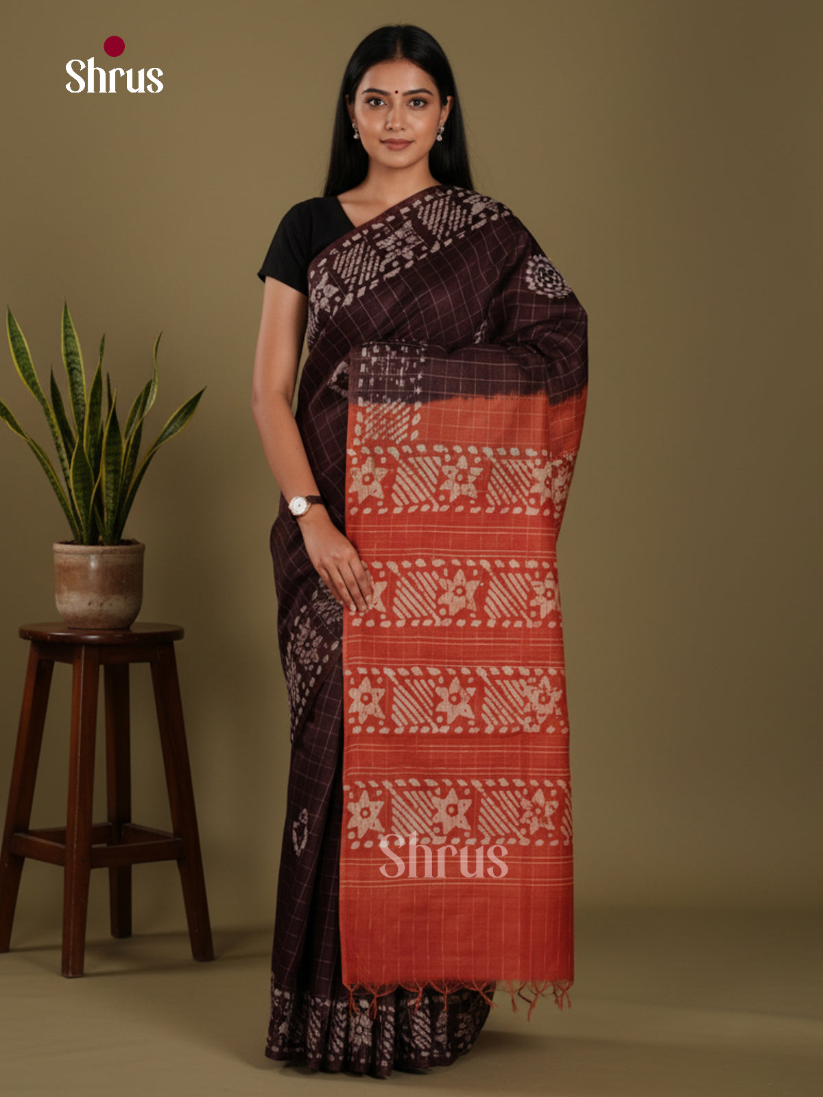 Brown & Brick- Bhatik Saree