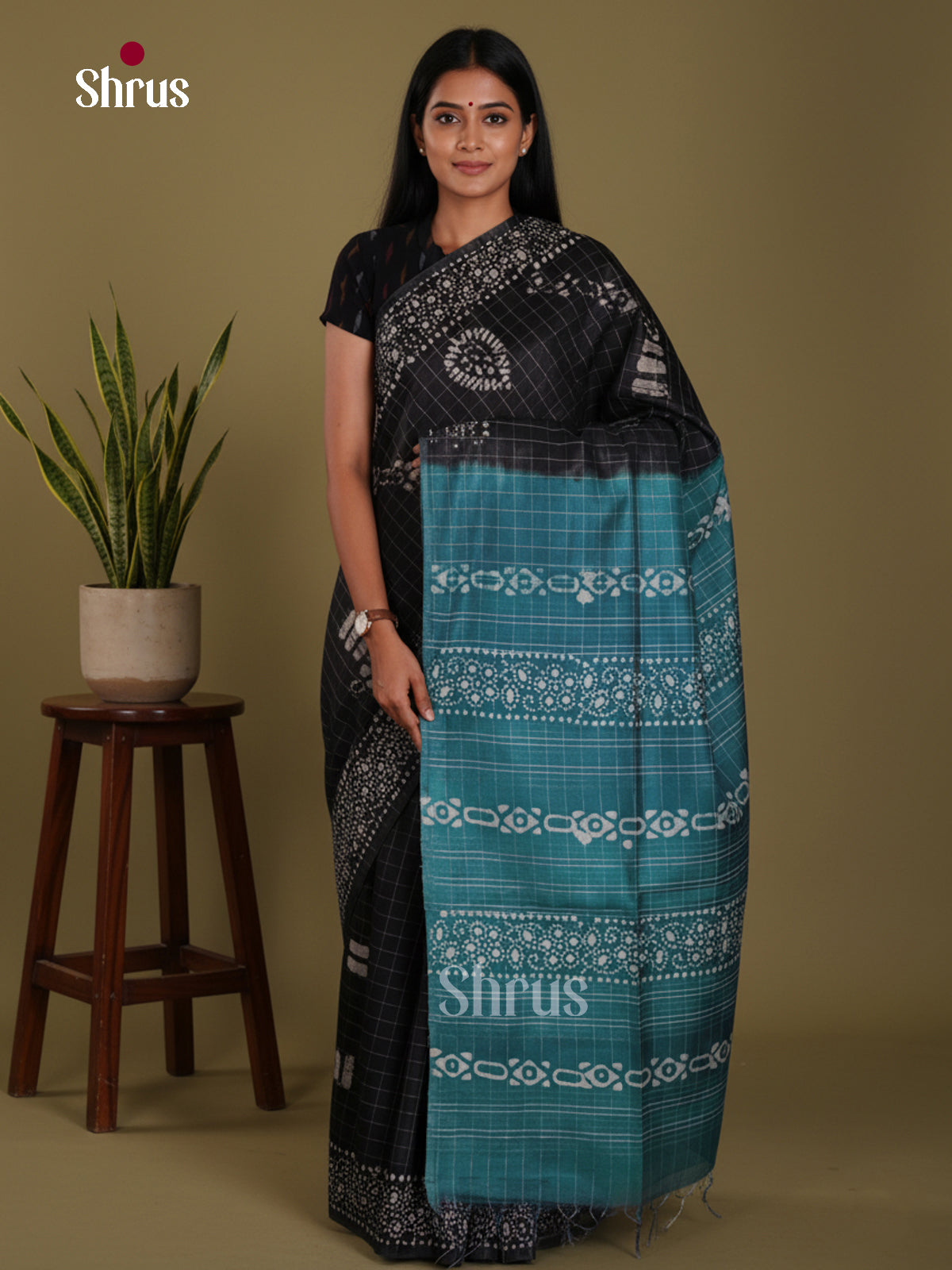 DLS01156 - Bhatik Saree
