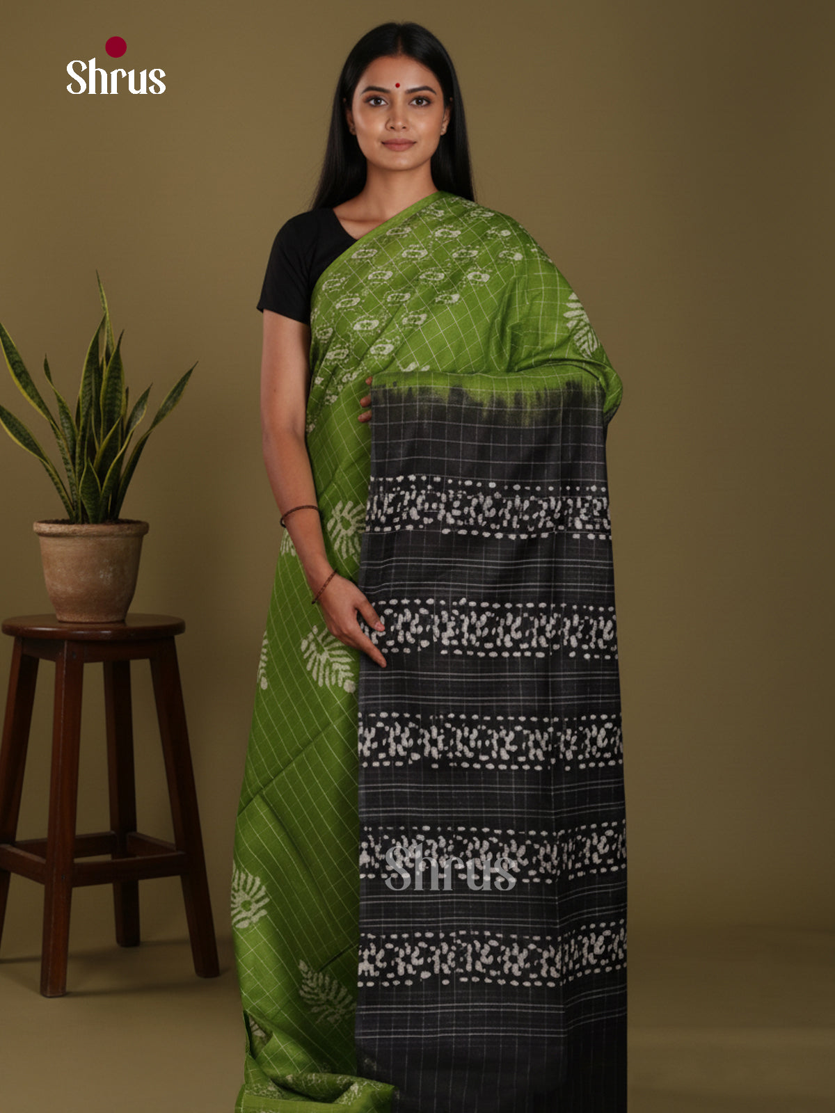 Green & Black- Bhatik Saree