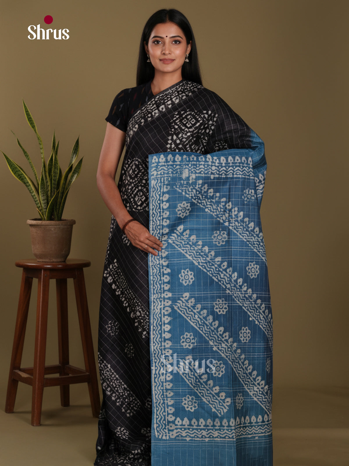 Black & Blue - Bhatik Saree