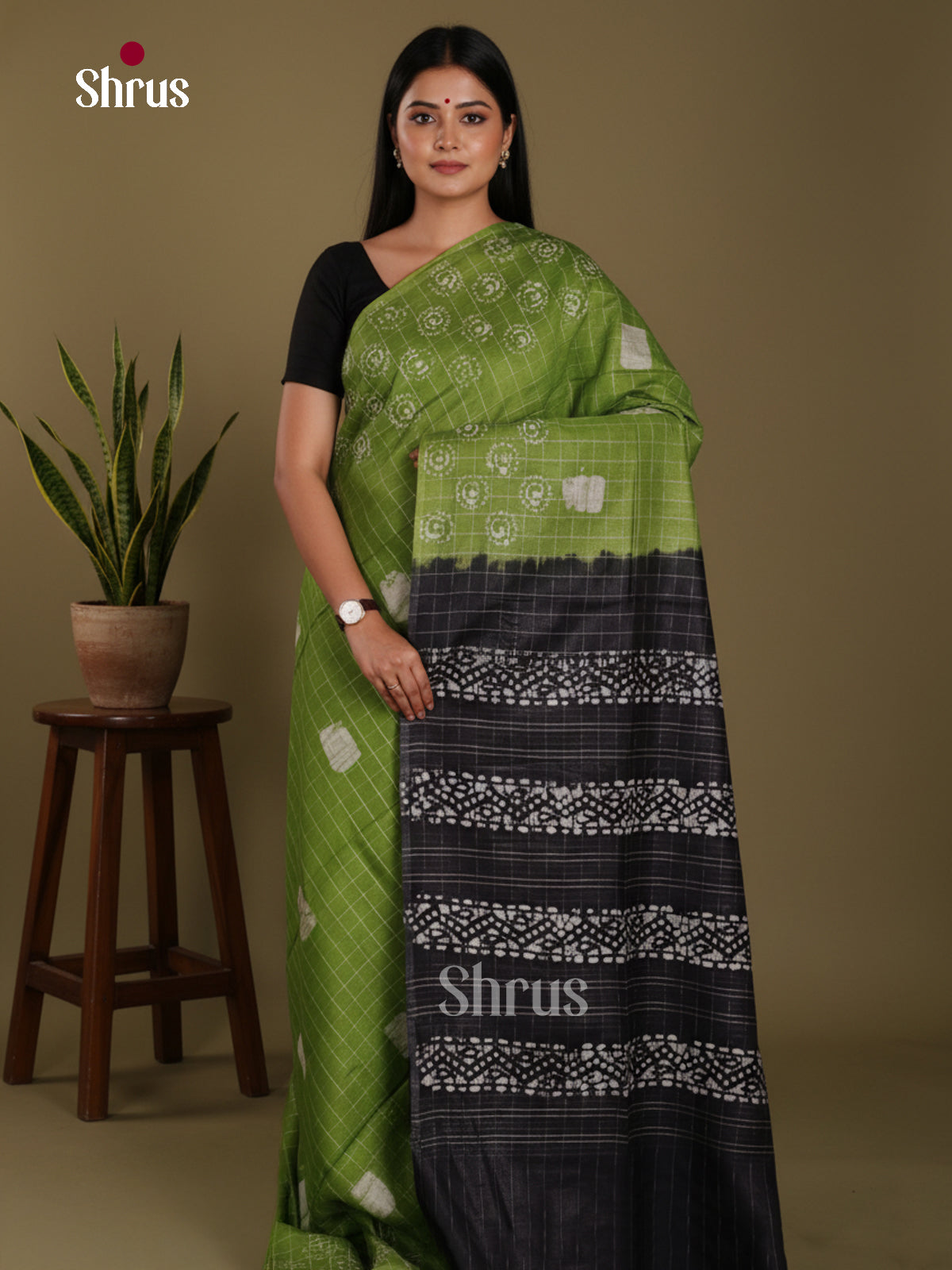 Light Green & Black - Bhatik Saree