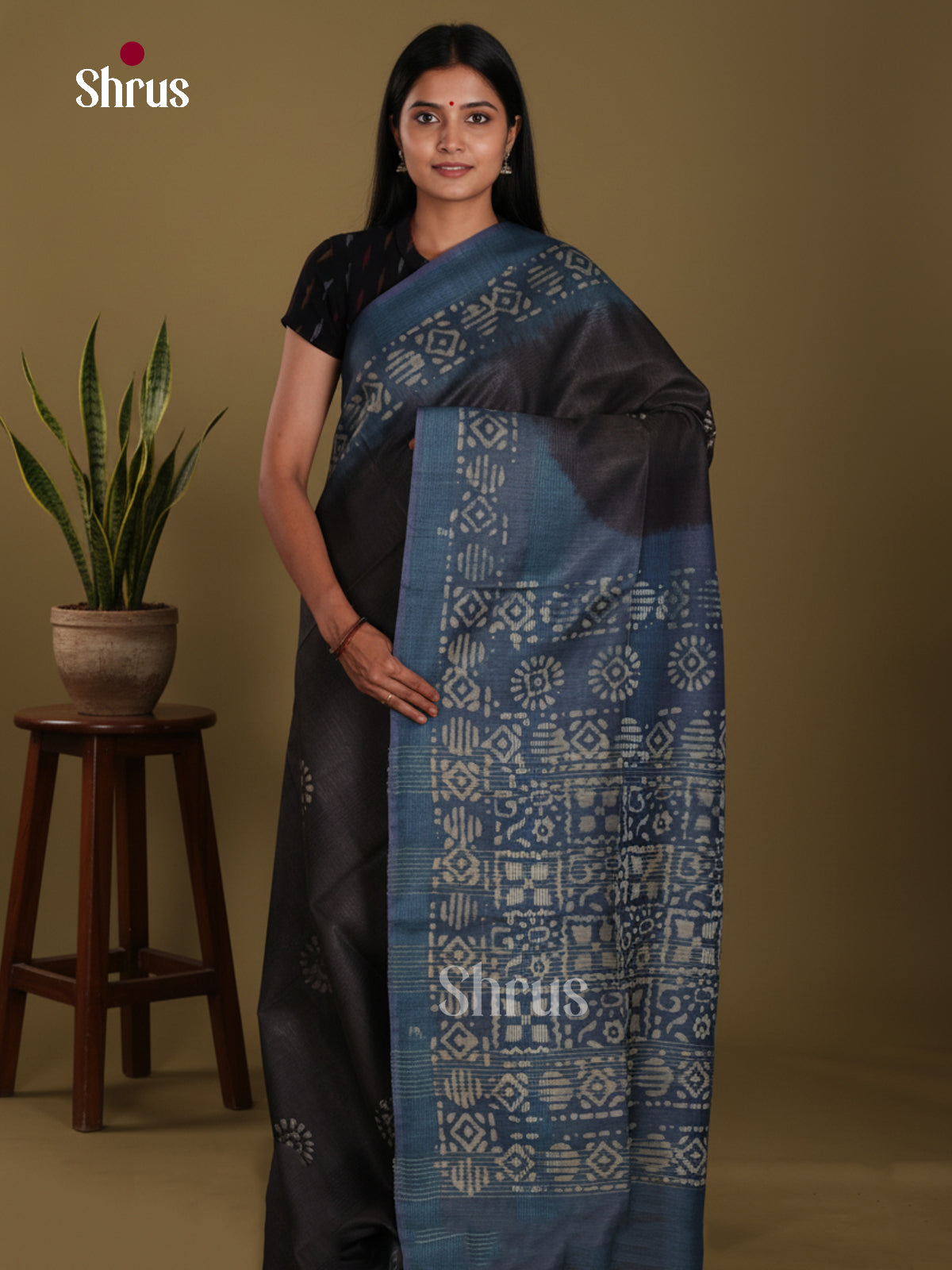 Black & Blue - Bhatik Saree