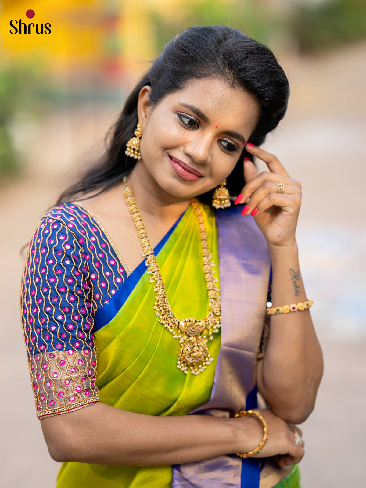 DLS04024 - Temple-border Saree