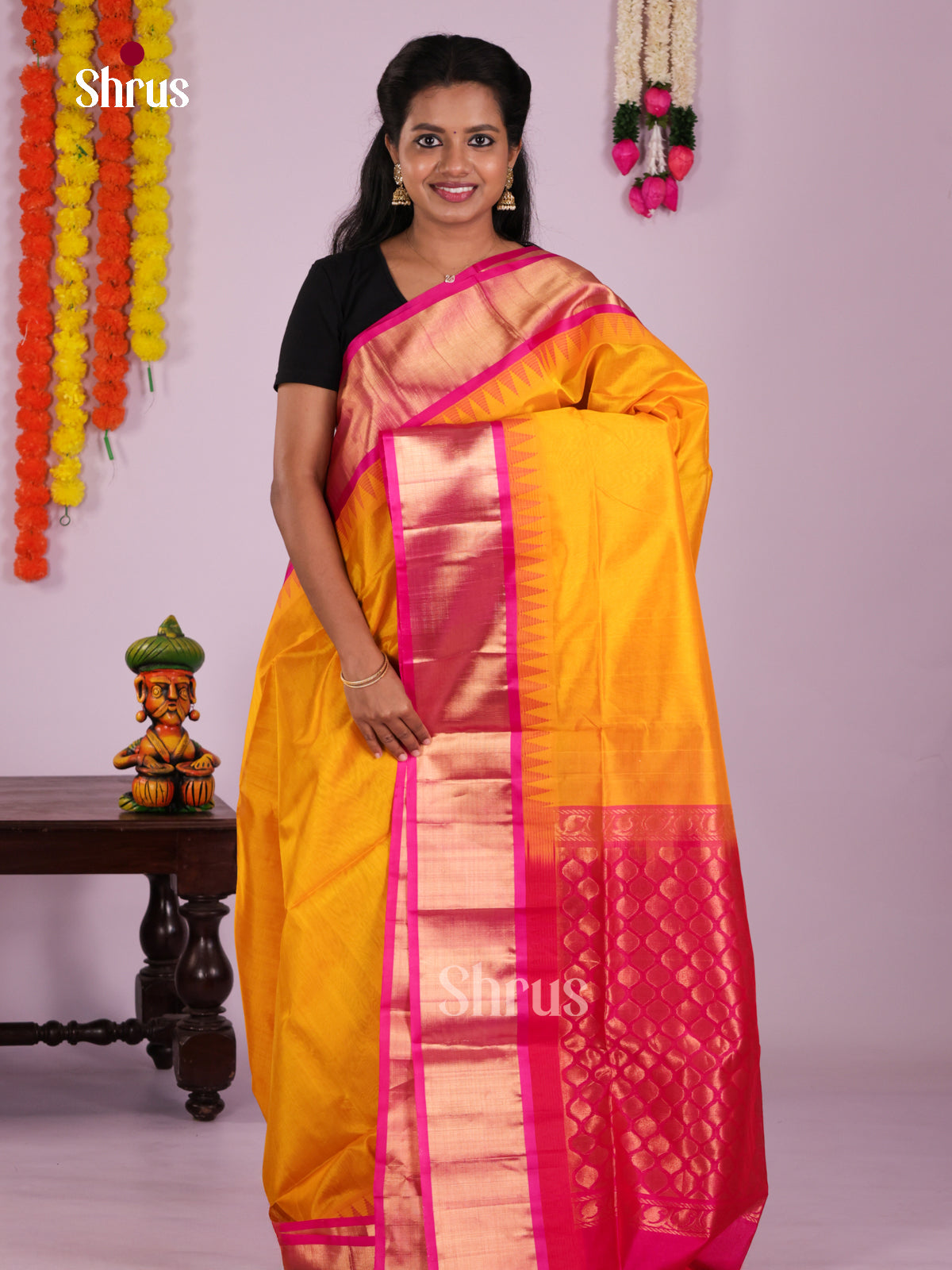 DLS04029 - Temple-border Saree