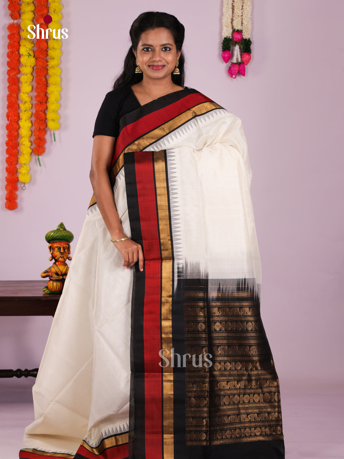 DLS04030 - Temple-border Saree