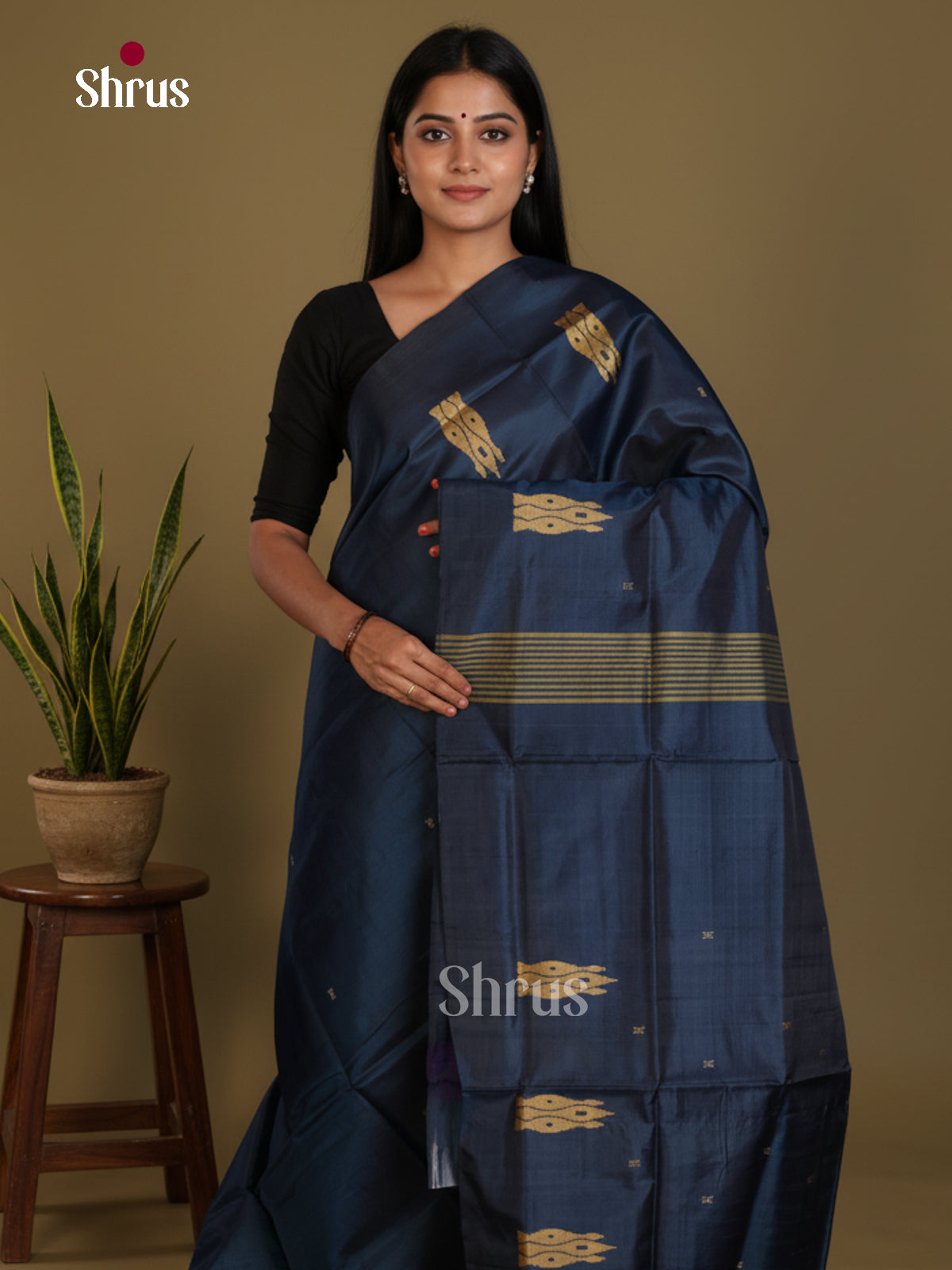 DLS04121 - Banana Pith without blouse Saree