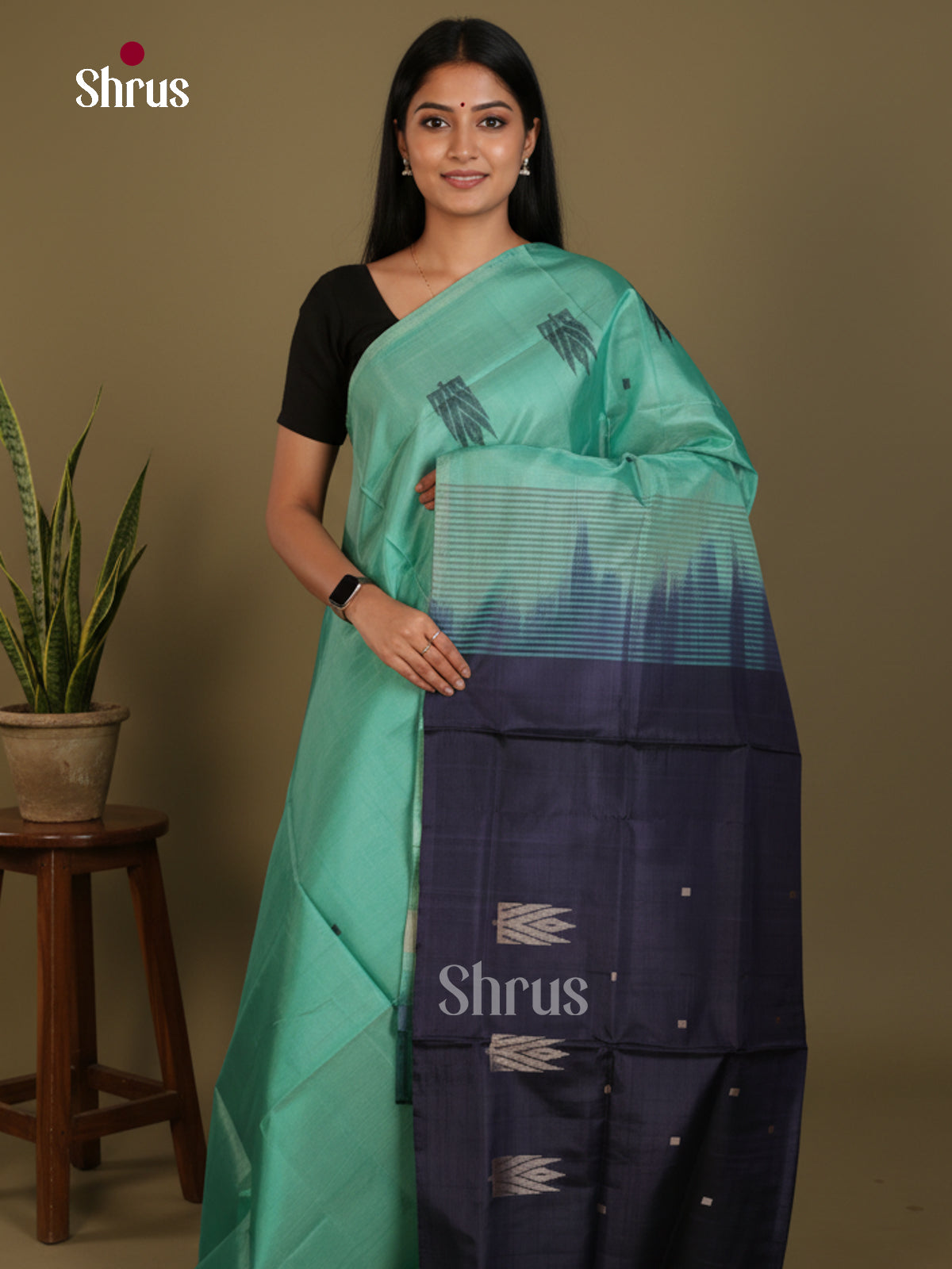 DLS04132 - Banana Pith without blouse Saree