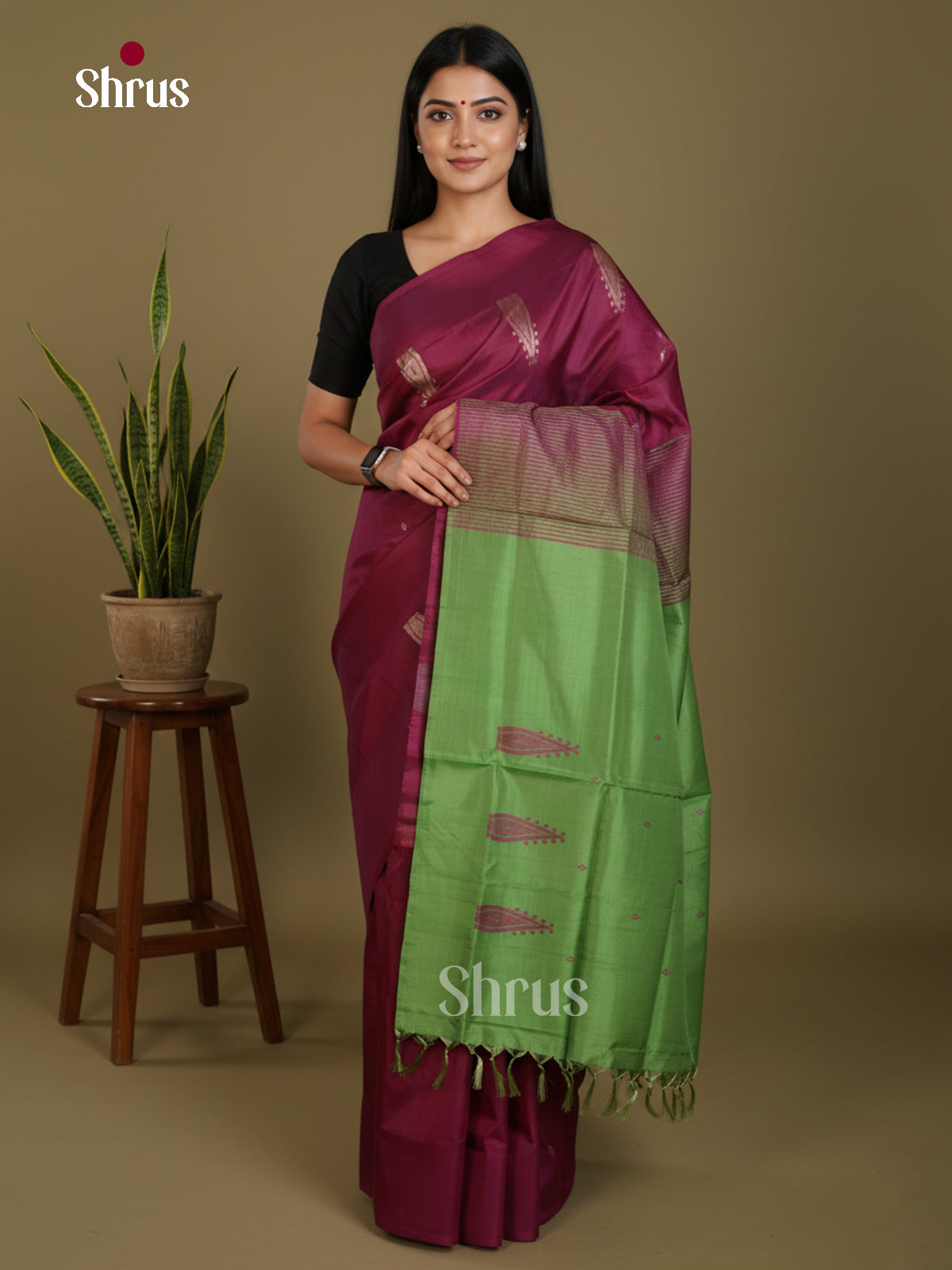 DLS04160 - Banana Pith without blouse Saree