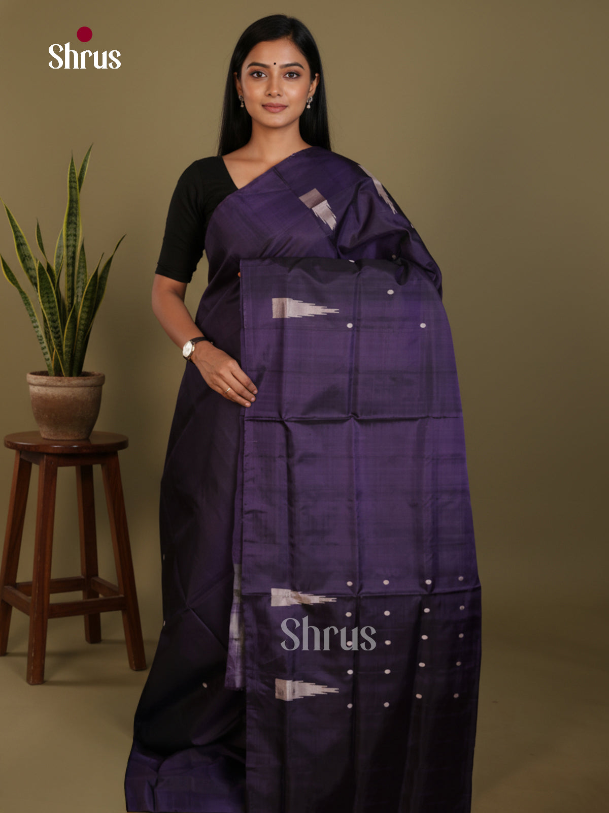 DLS04165 - Banana Pith without blouse Saree - Shop on Shrus.com