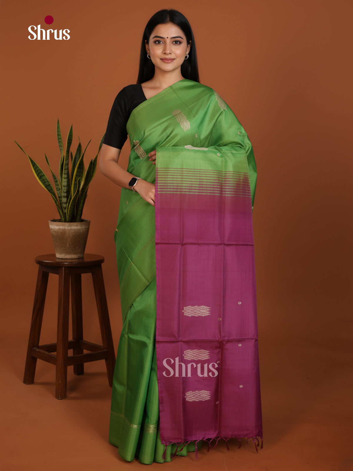 DLS04169 - Banana Pith without blouse Saree