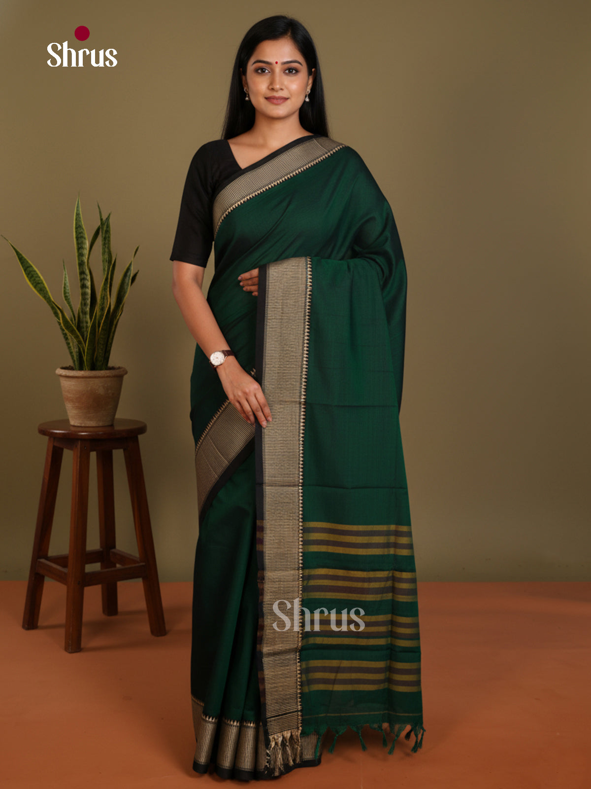 green- Narayanpet Cotton Saree - Shop on Shrus.com