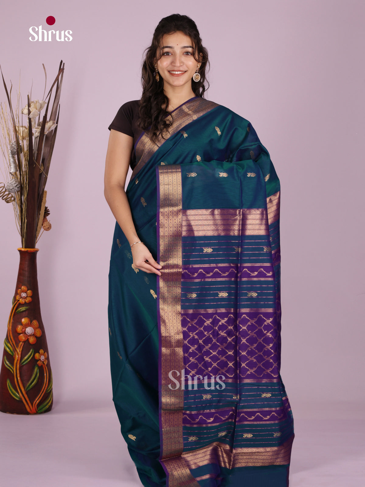 DLS06377 - Maheshwari silkcotton Saree - Shop on Shrus.com