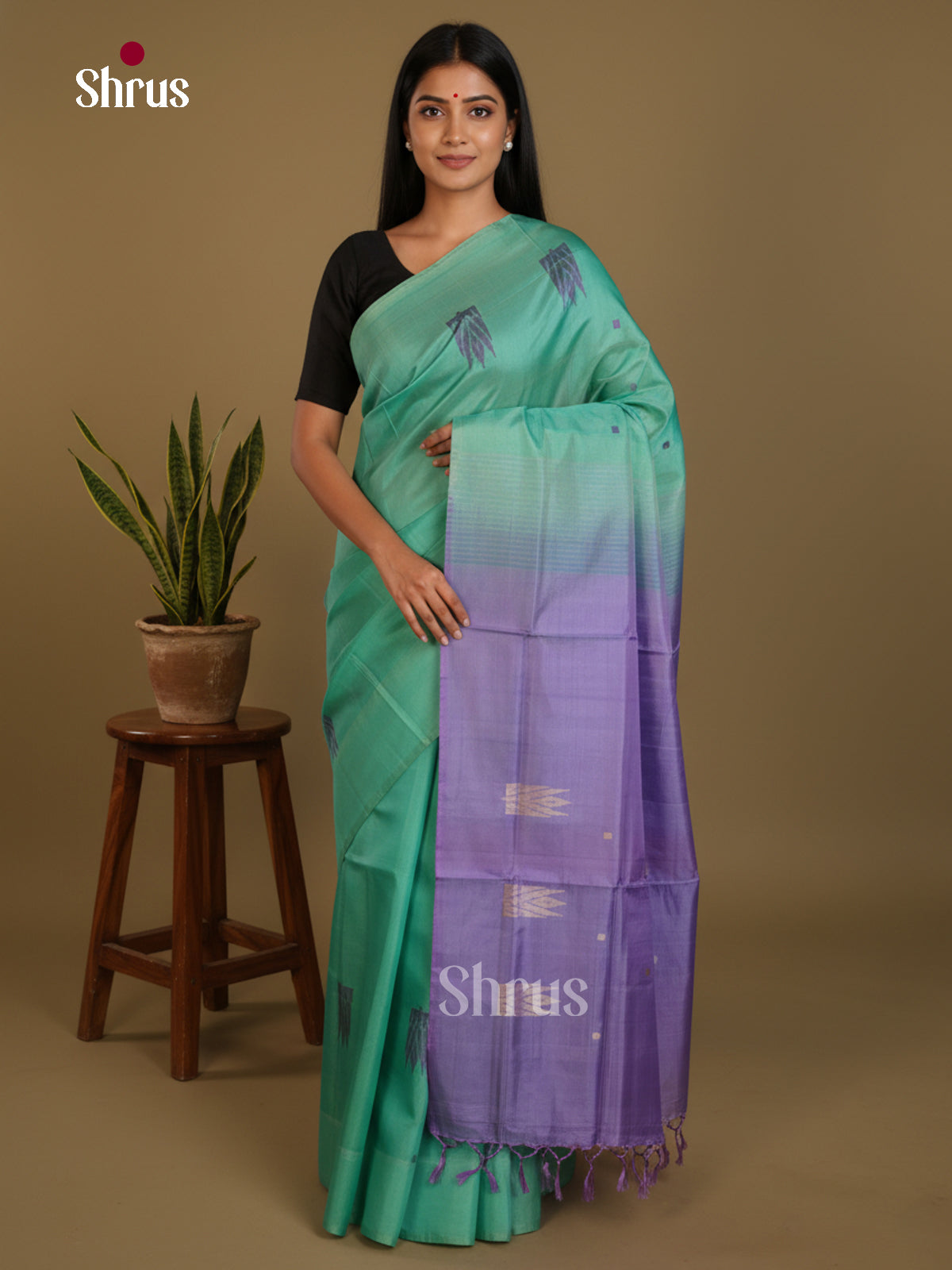 DLS09083 - Banana Pith without blouse Saree - Shop on Shrus.com