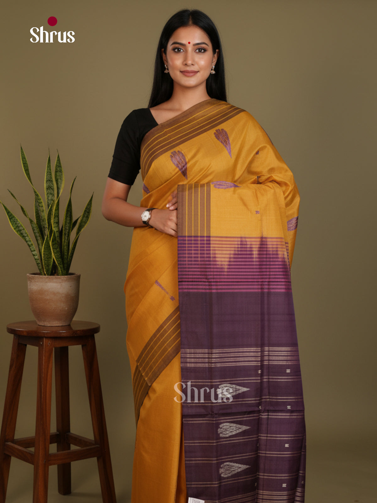 DLS09094 - Banana Pith without blouse Saree - Shop on Shrus.com
