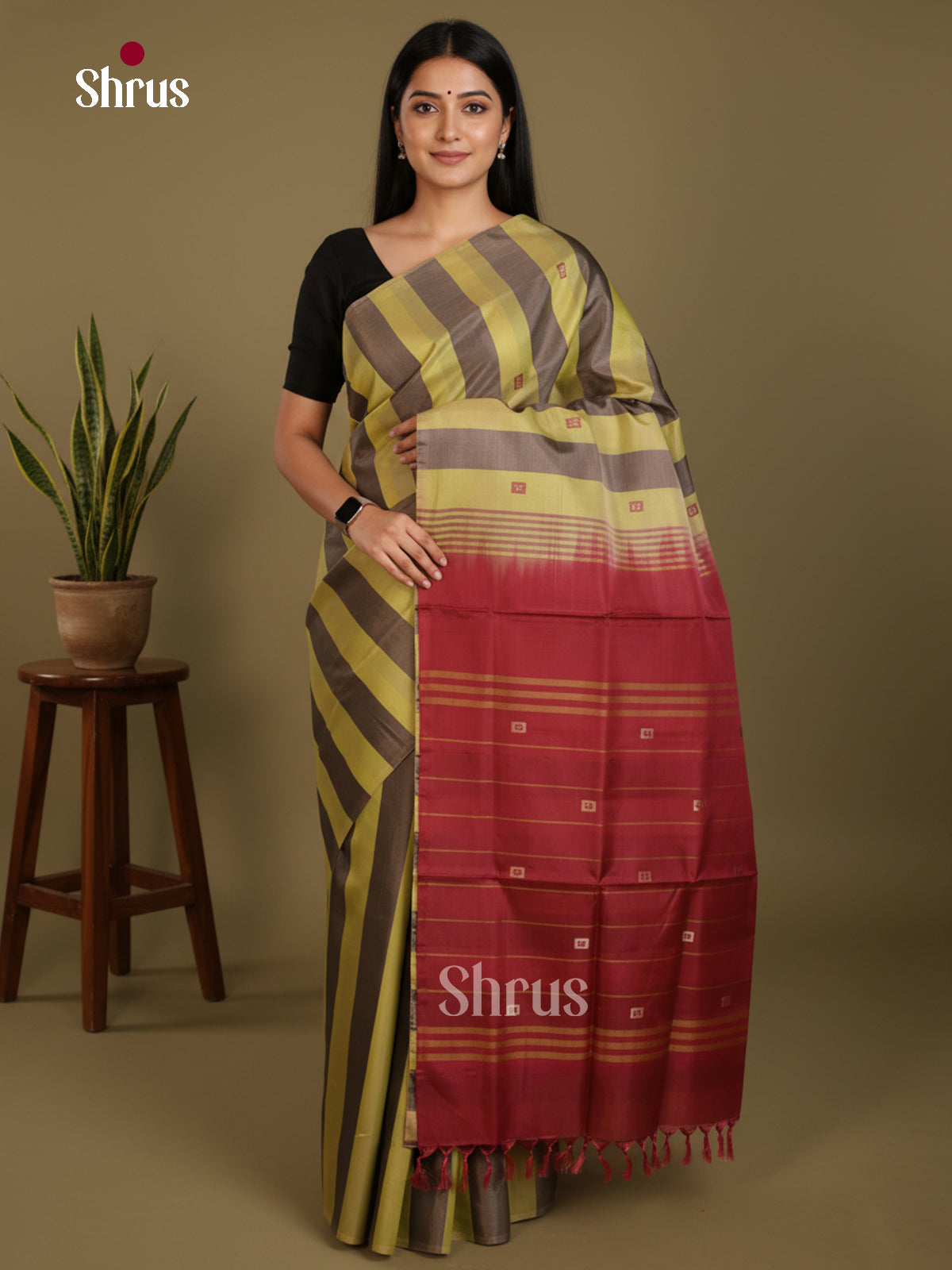 Green & Grey - Banana Pith without blouse Saree - Shop on Shrus.com