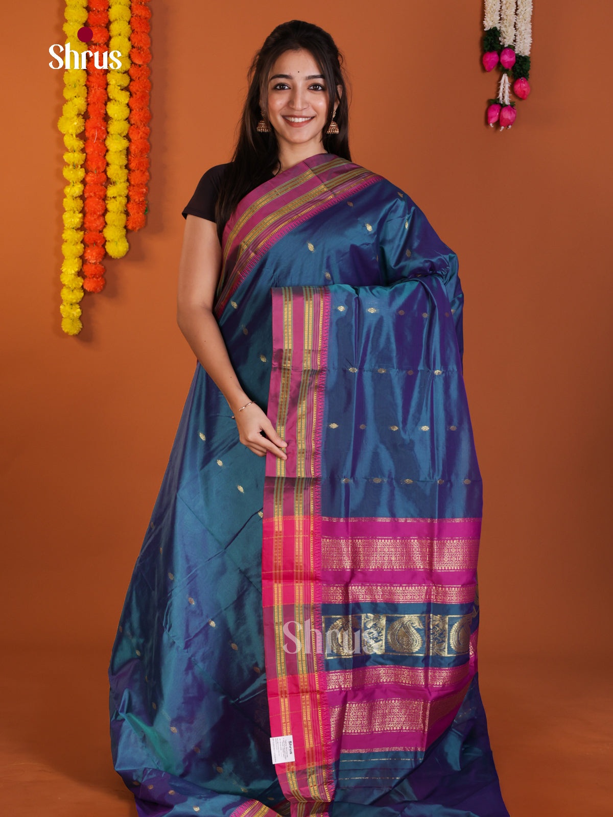 DLS13089 - Narayanpetsilk-halfpure Saree - Shop on Shrus.com
