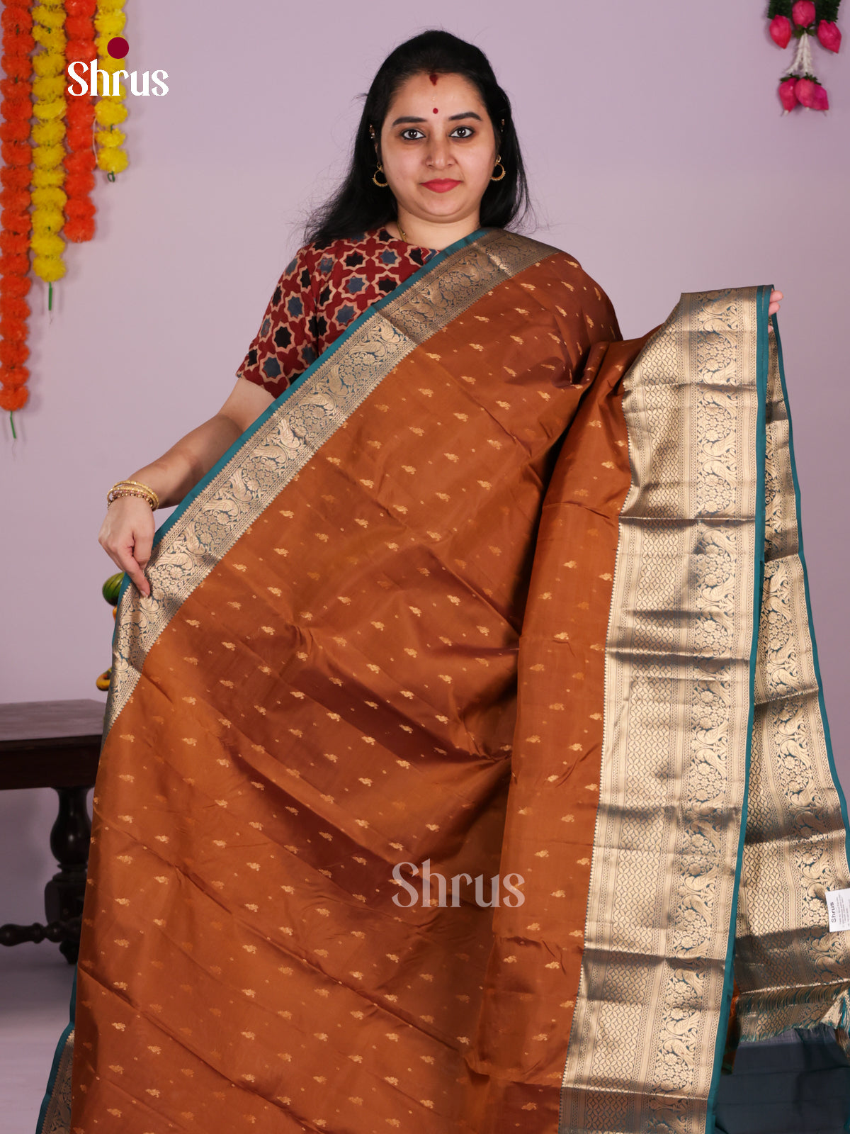 DLS16001 - Kanchipuram-halfpure Saree - Shop on Shrus.com