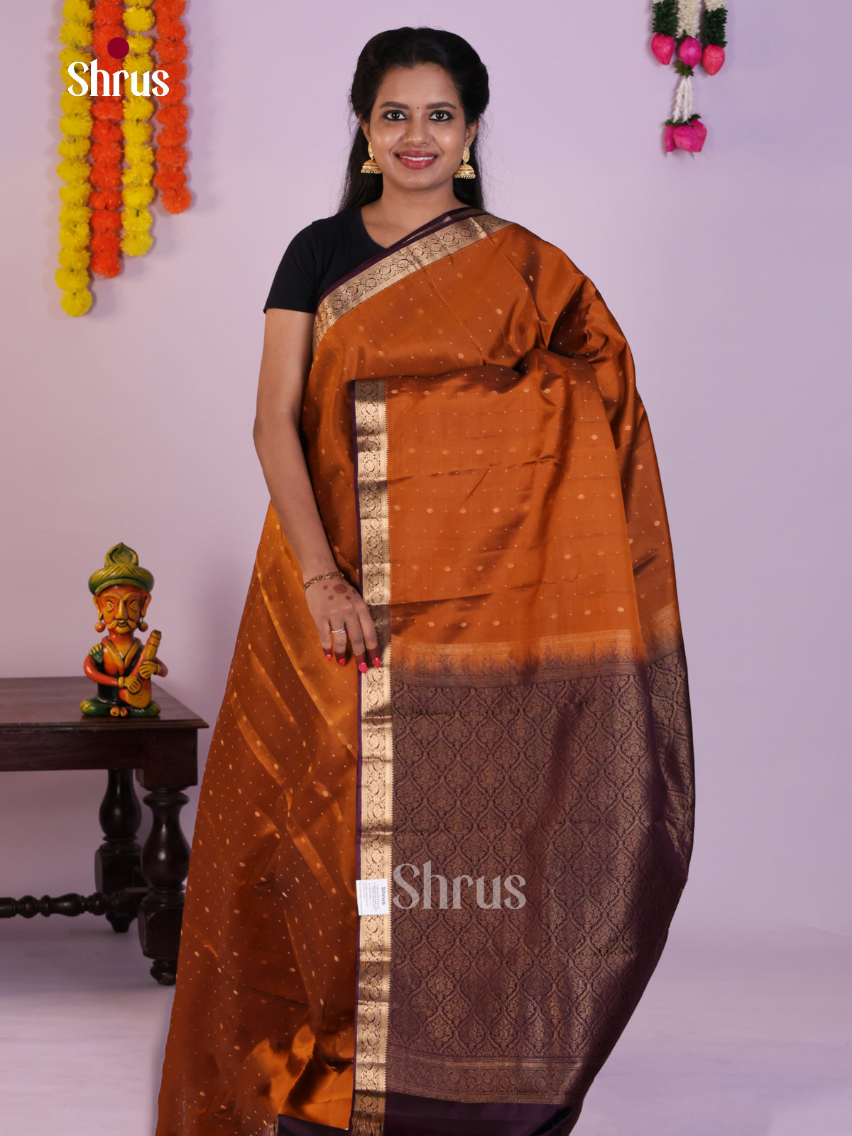 DLS16013 - Kanchipuram-halfpure Saree - Shop on Shrus.com