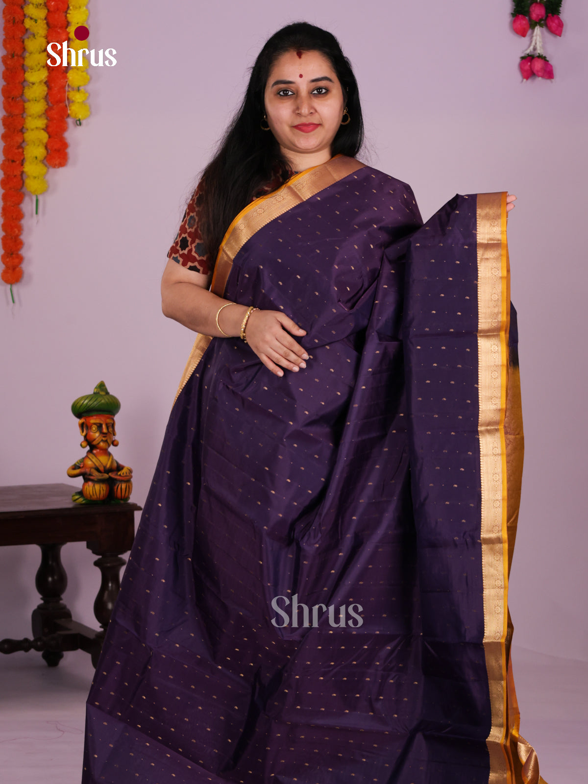 DLS16019 - Kanchipuram-halfpure Saree - Shop on Shrus.com