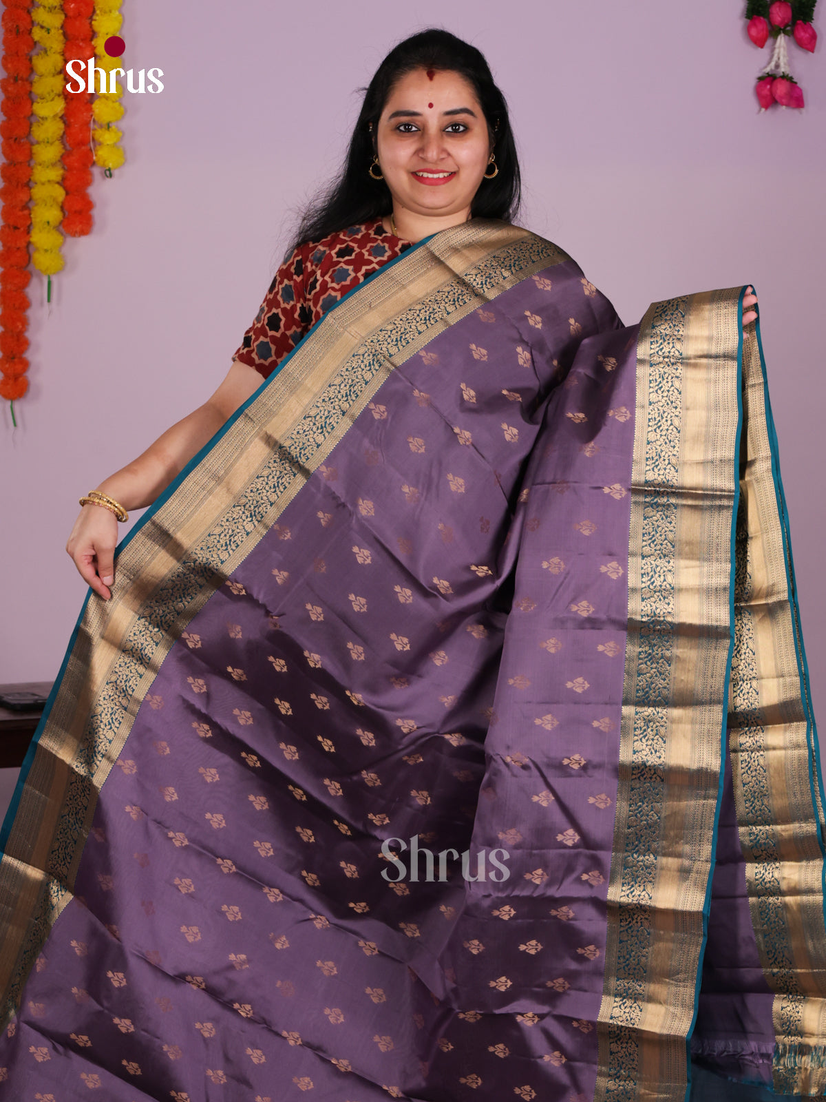 DLS16030 - Kanchipuram-halfpure Saree - Shop on Shrus.com