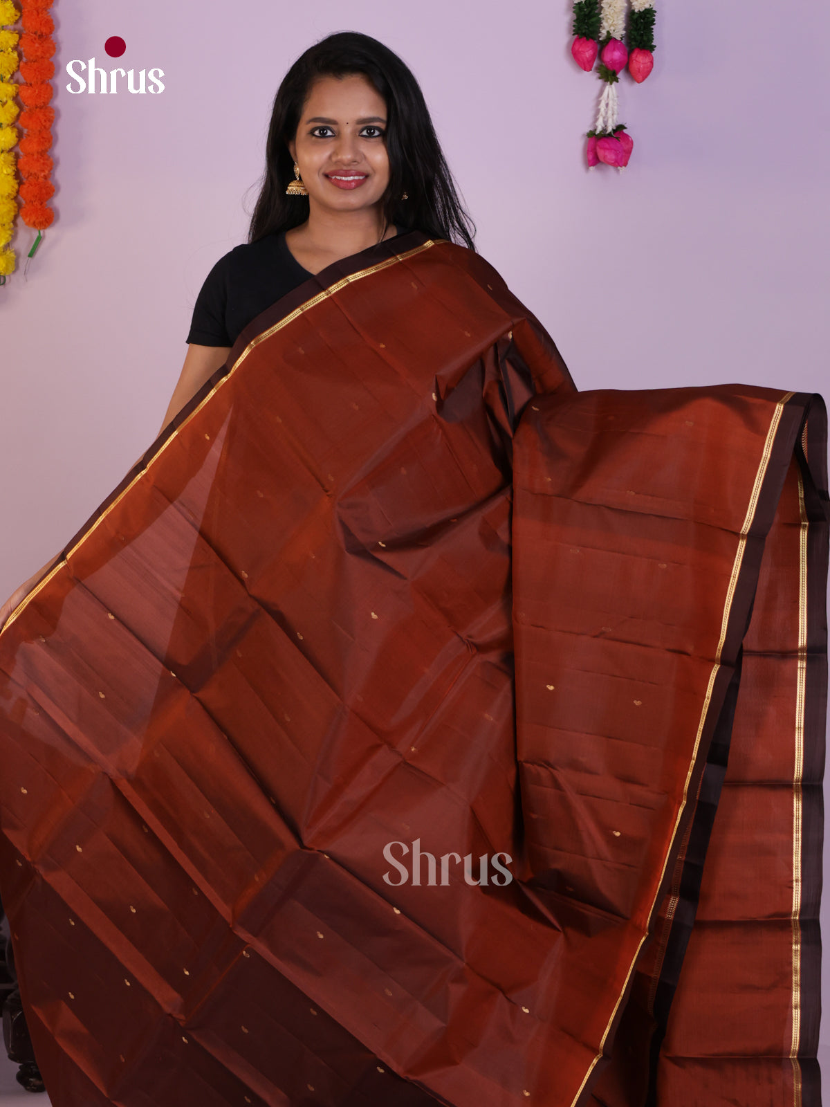 DLS16033 - Kanchipuram Butta design Saree - Shop on Shrus.com
